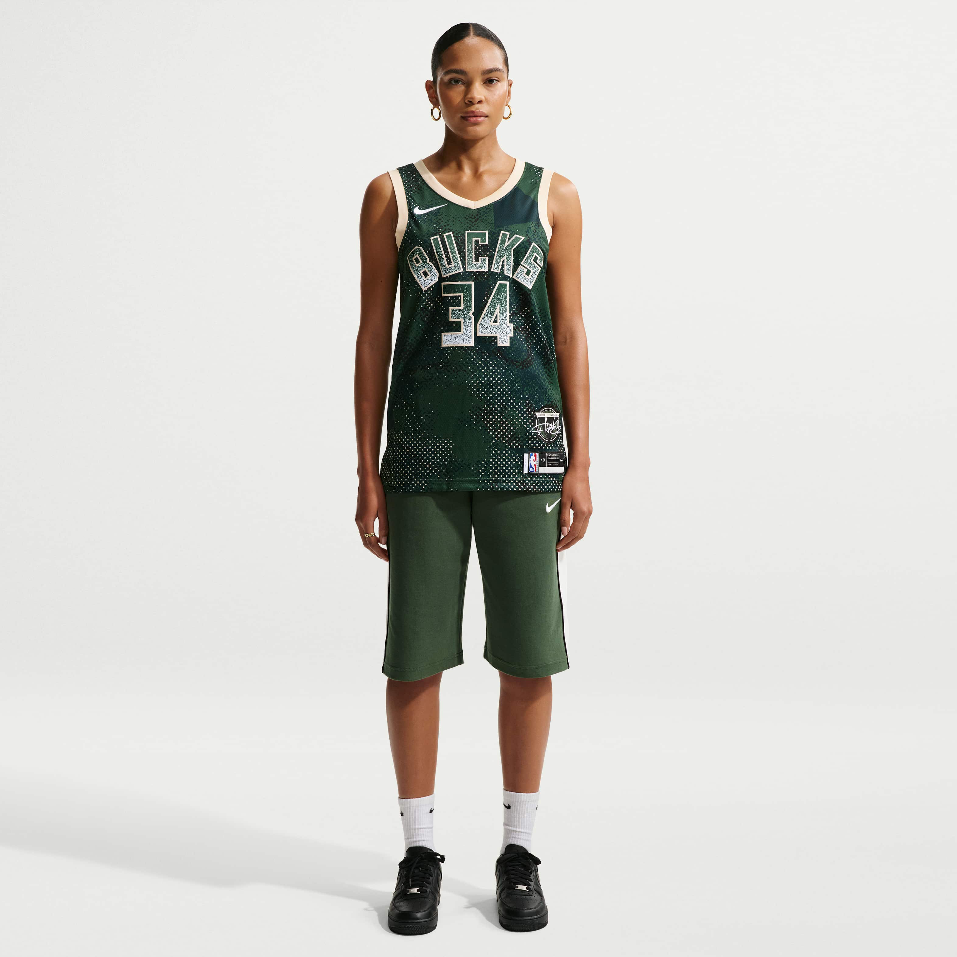 Giannis Antetokounmpo Milwaukee Bucks 2025/26 Select Series image number 5