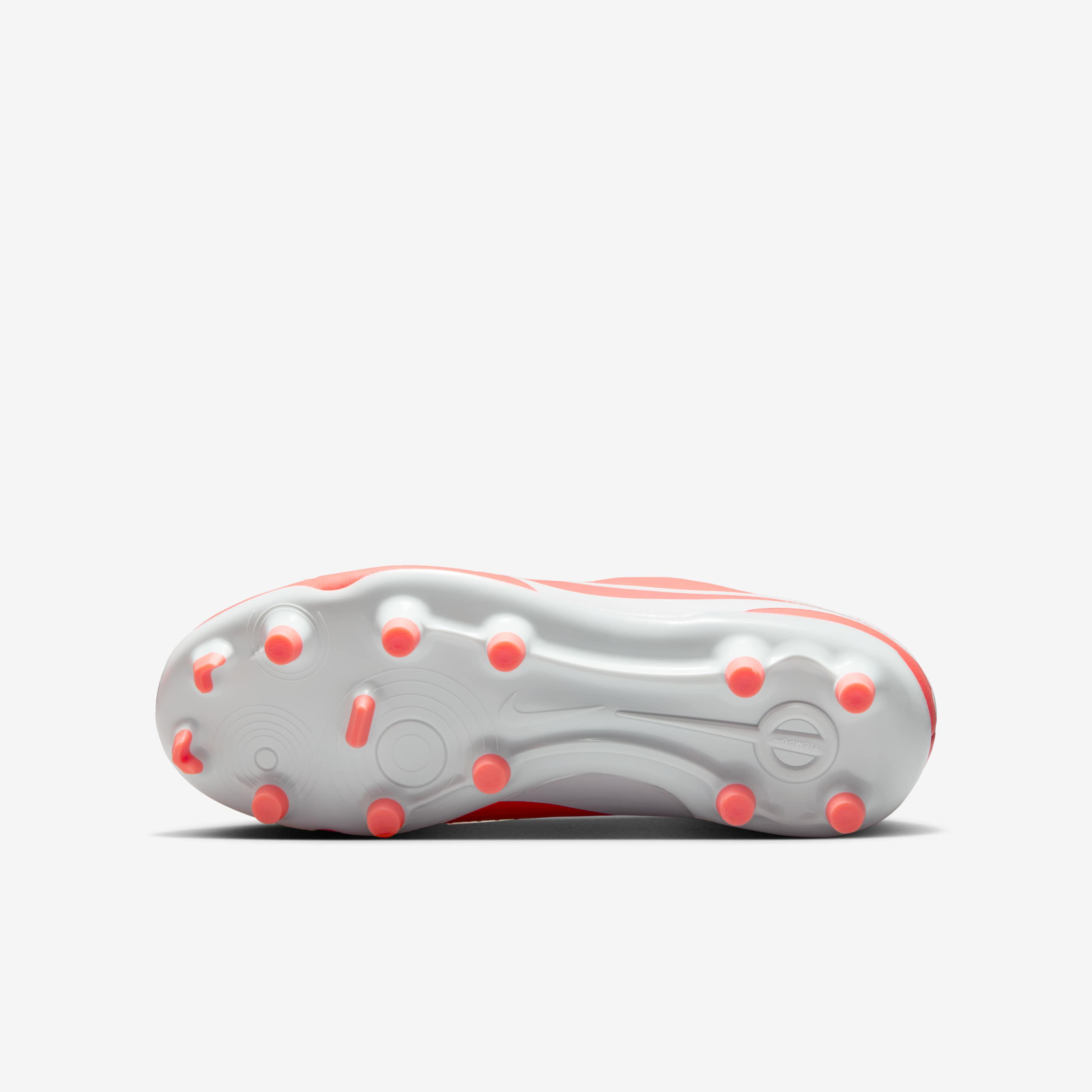 Nike Jr. Tiempo Legend 10 Academy image number 1