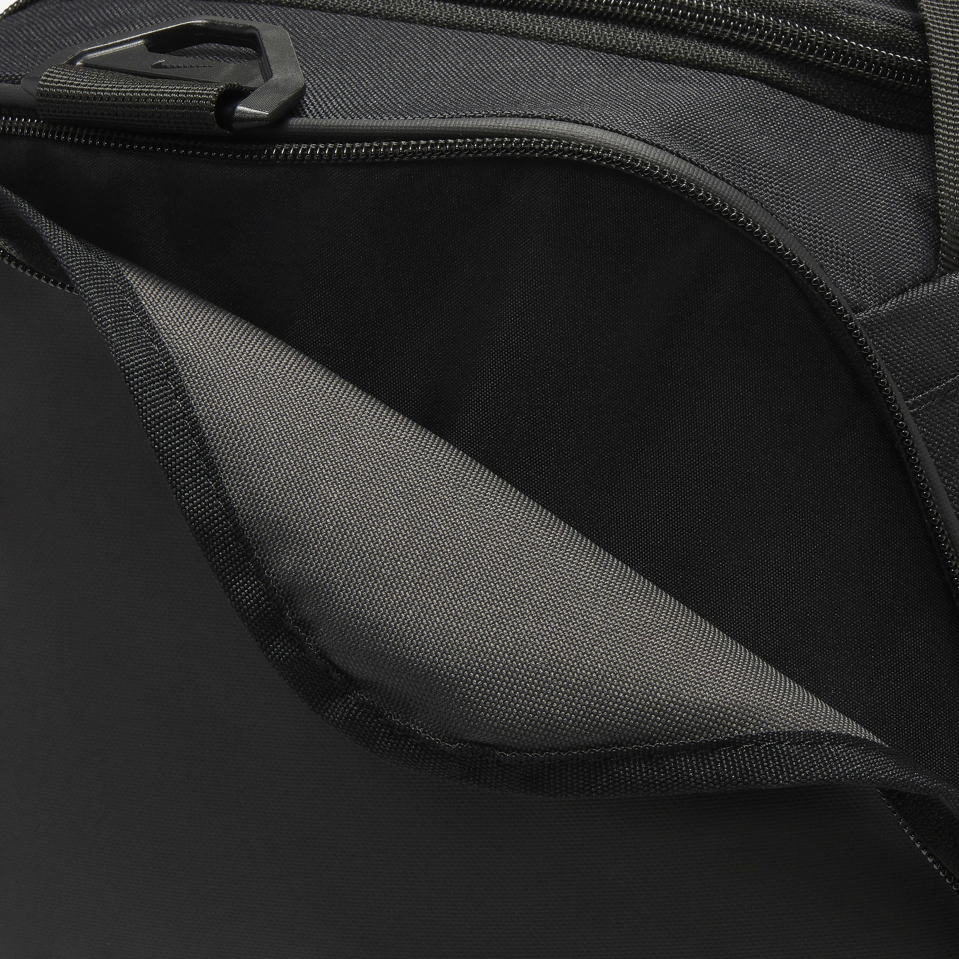 نايكي أكاديمي تيم image number 6