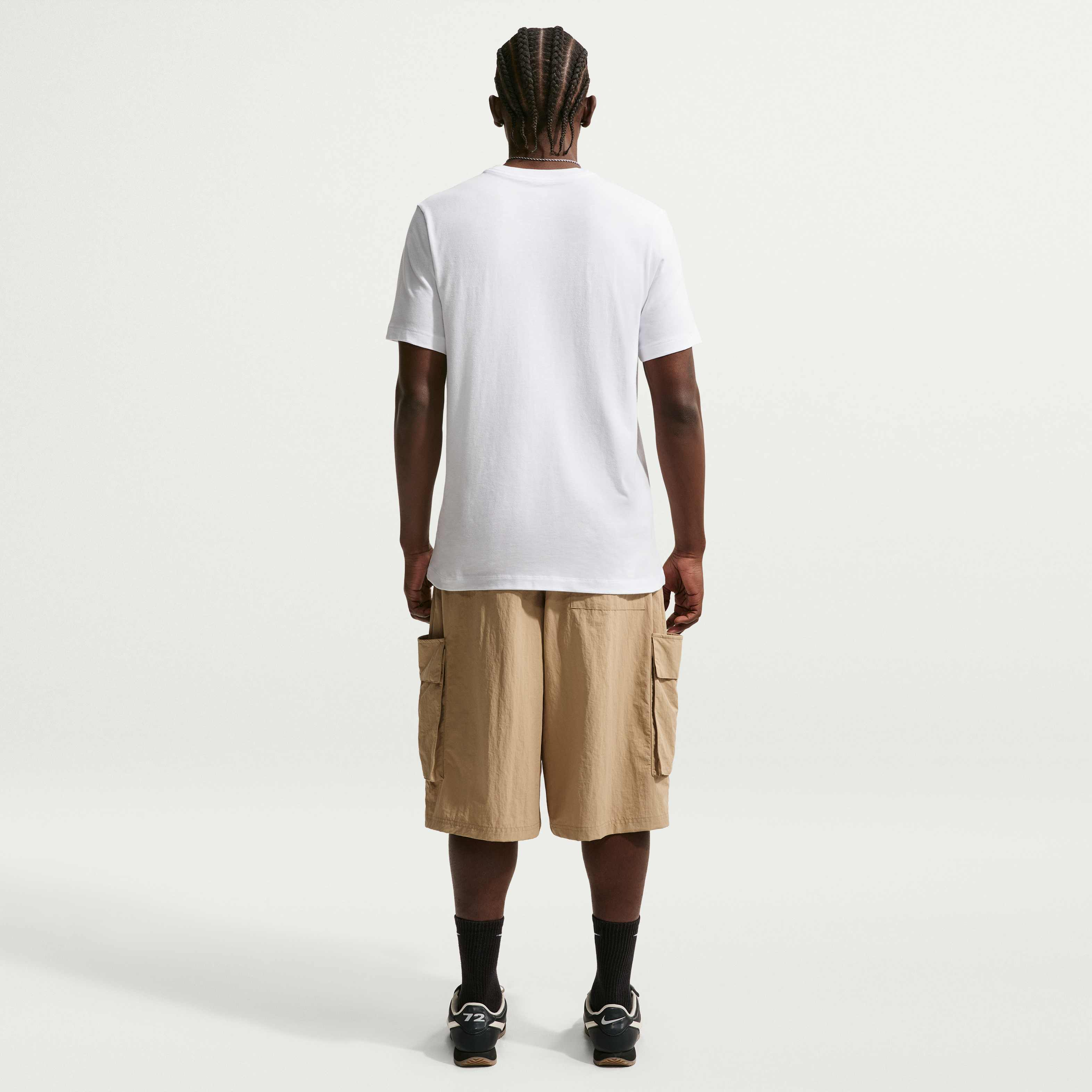 Sportswear Club Tee image number 4