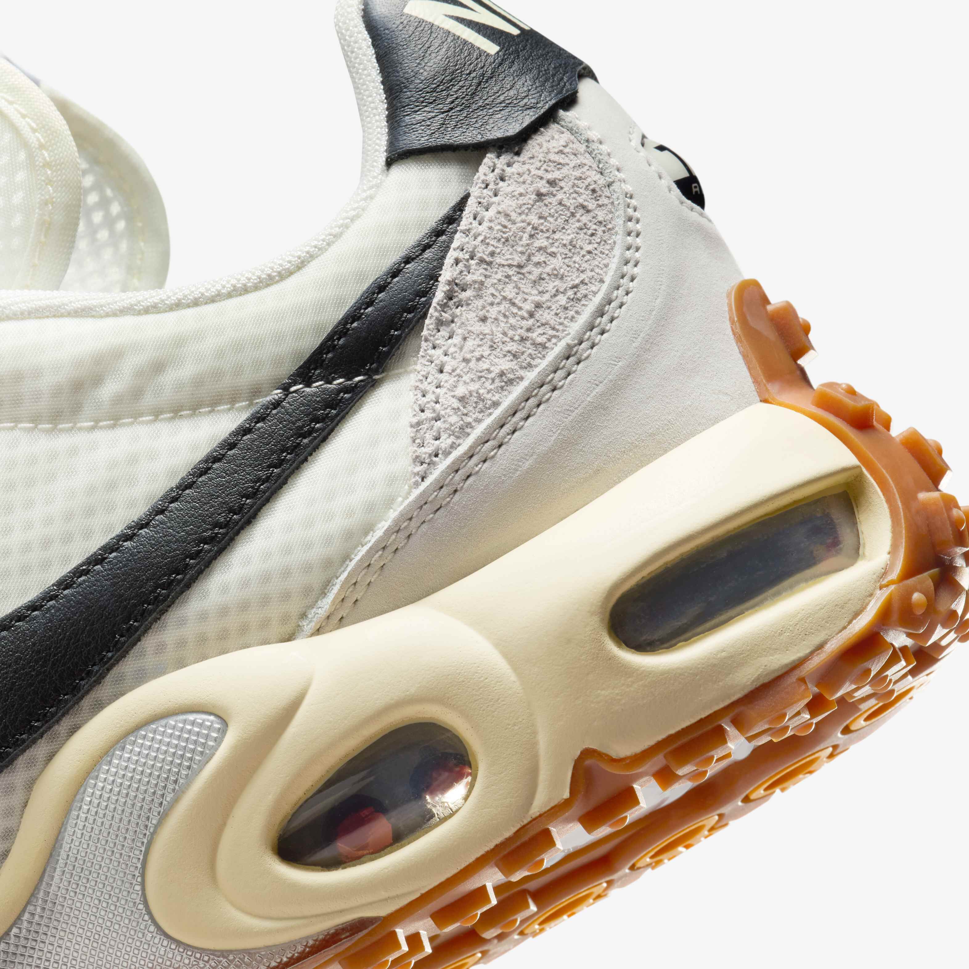 Buy Nike Air Max Waffle SP 2 Men's Shoes - Sail/Gum Medium Buy Nike Air Max Waffle SP 2 Men's Shoes - Sail/Gum Medium