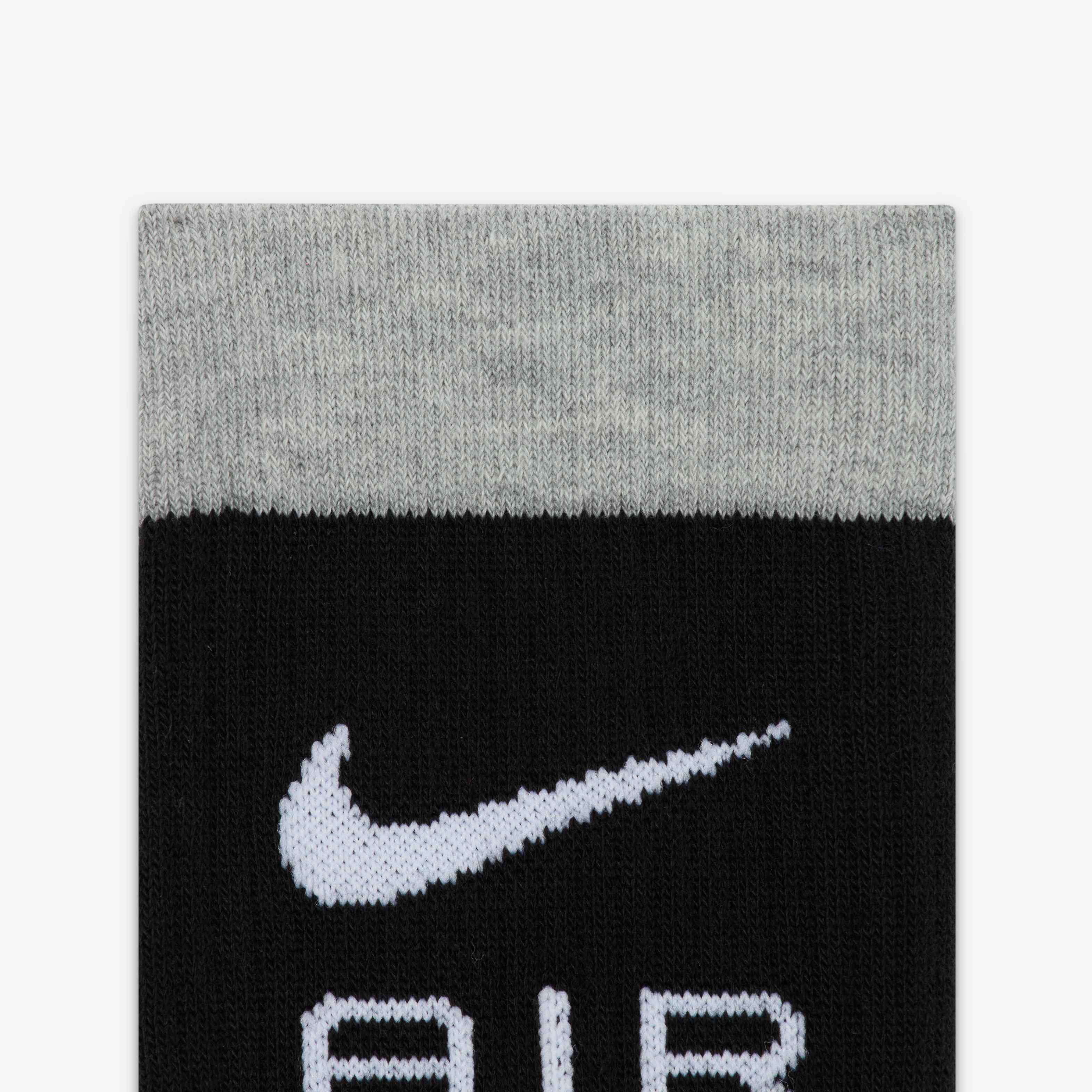 Nike Everyday Essentials image number 3