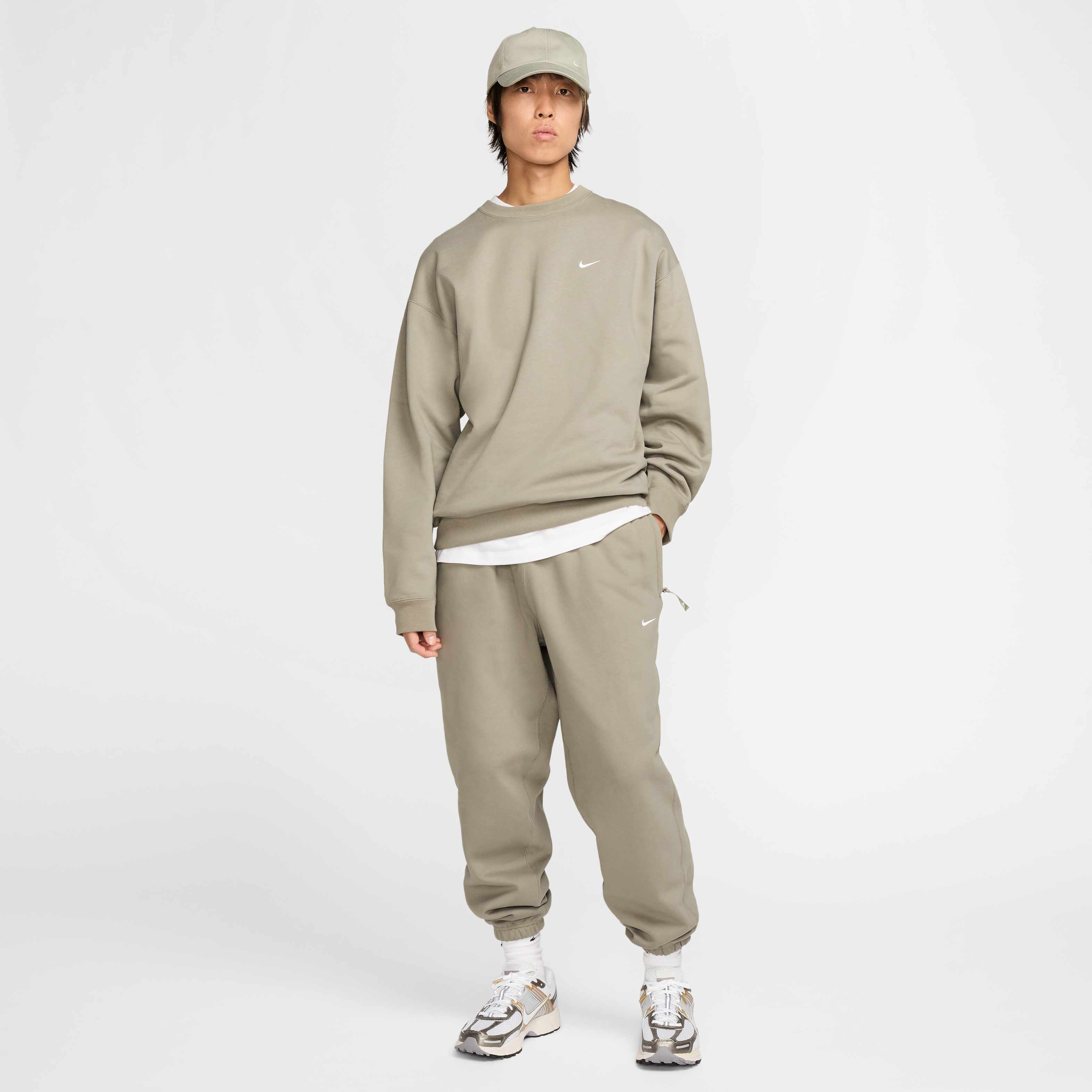 نايكي سولو سووش image number 4