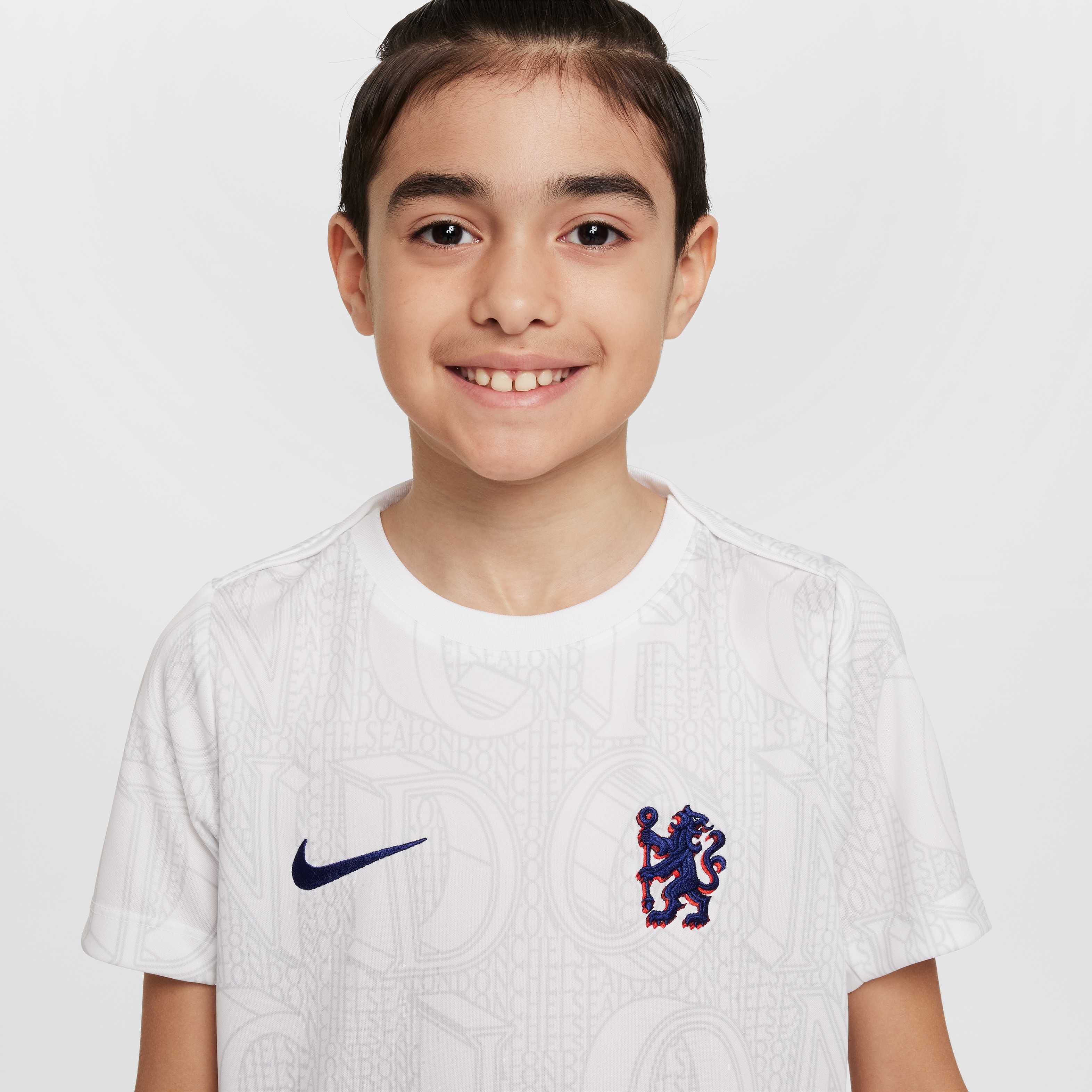Chelsea F.C. Academy Pro image number 2