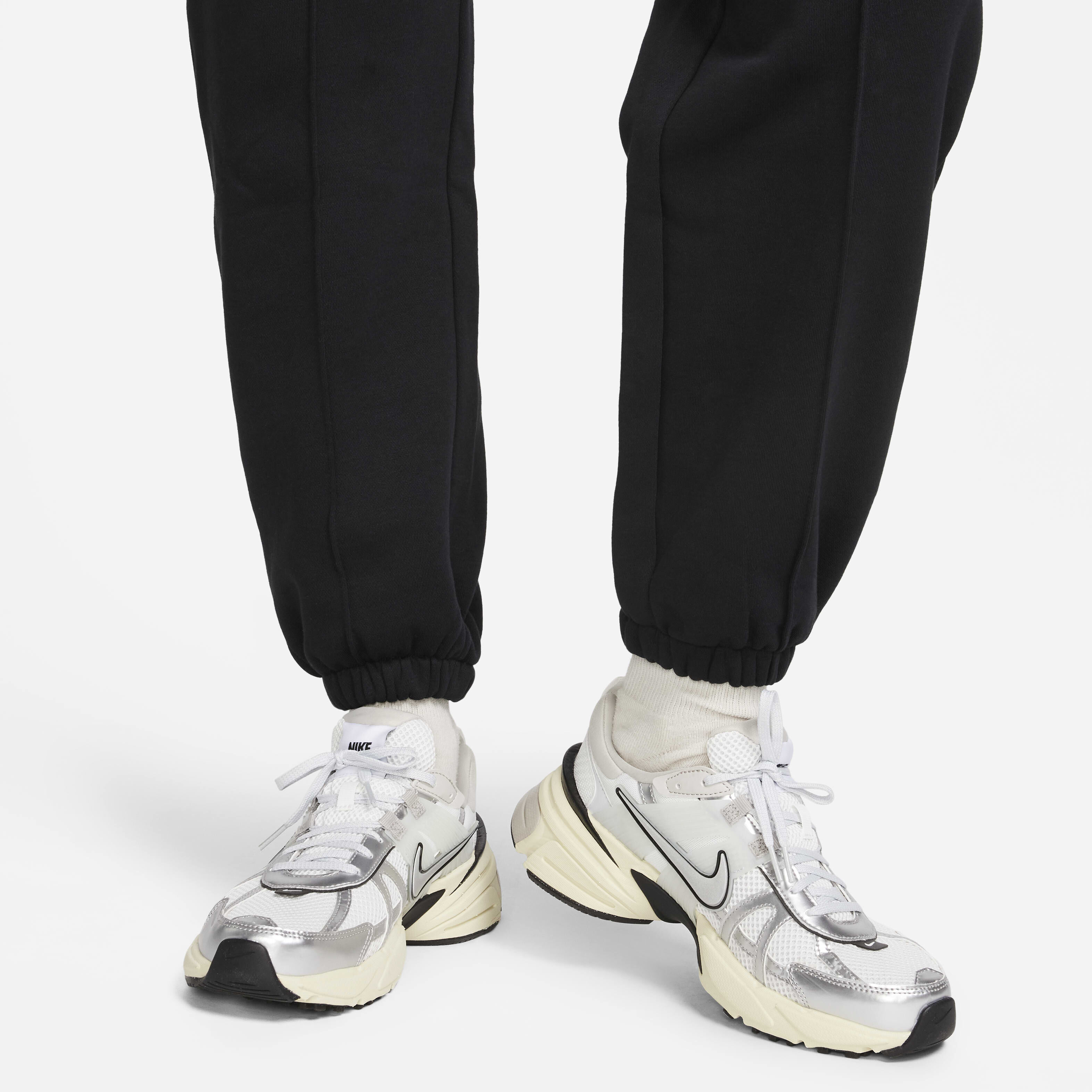 نايكي سبورتسوير image number 3