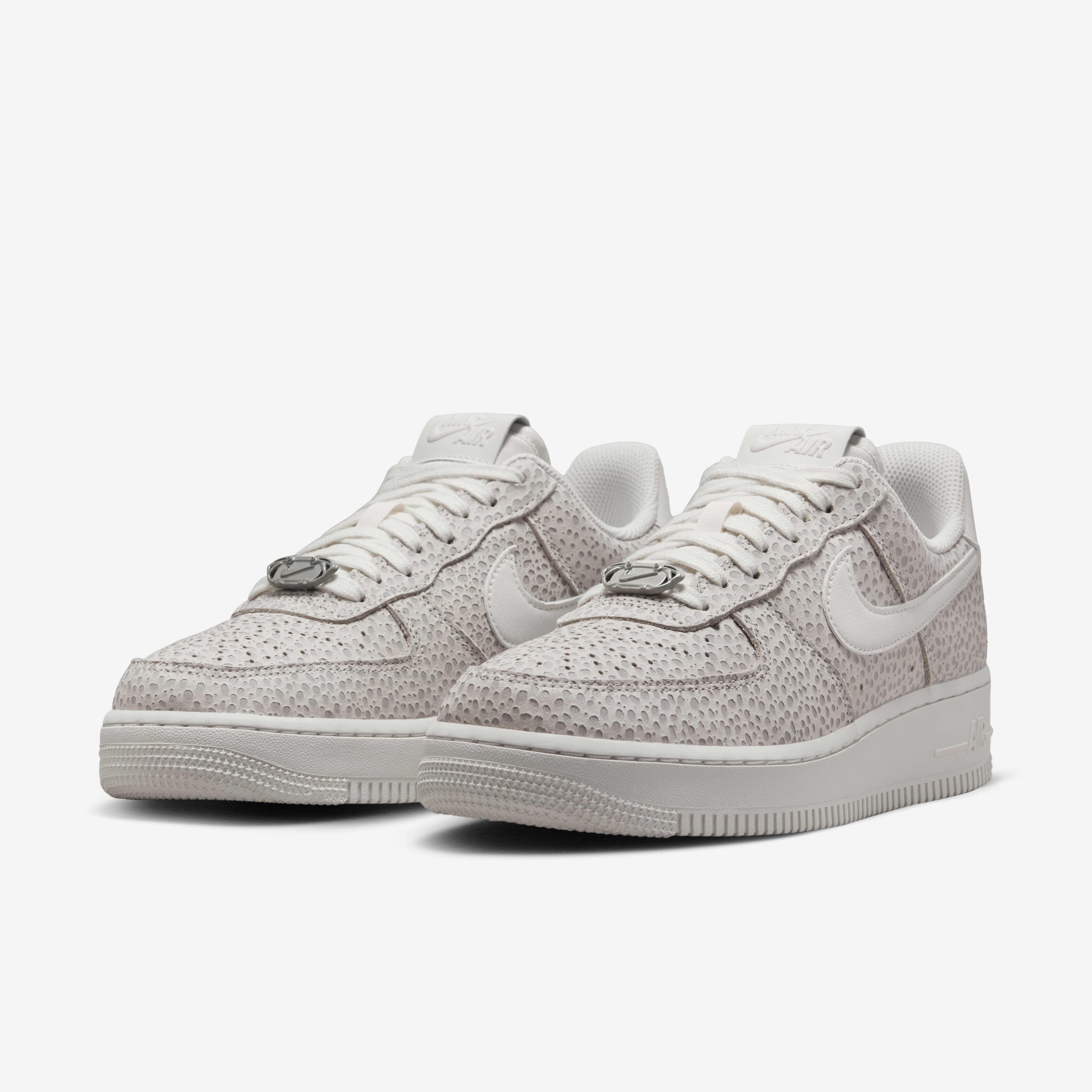 Air force 1 '07 metallic women's shoe 2025