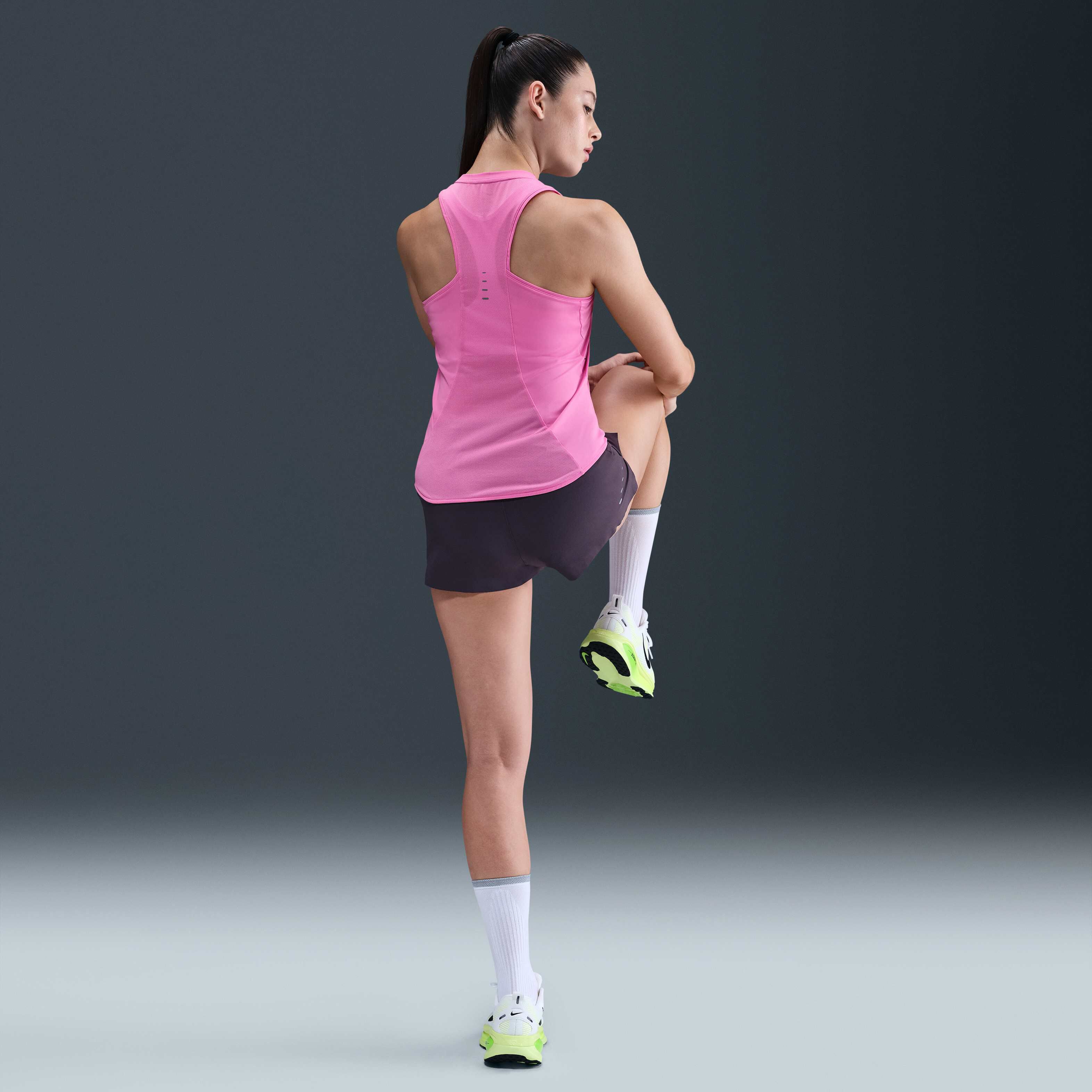 Nike Swift image number 4