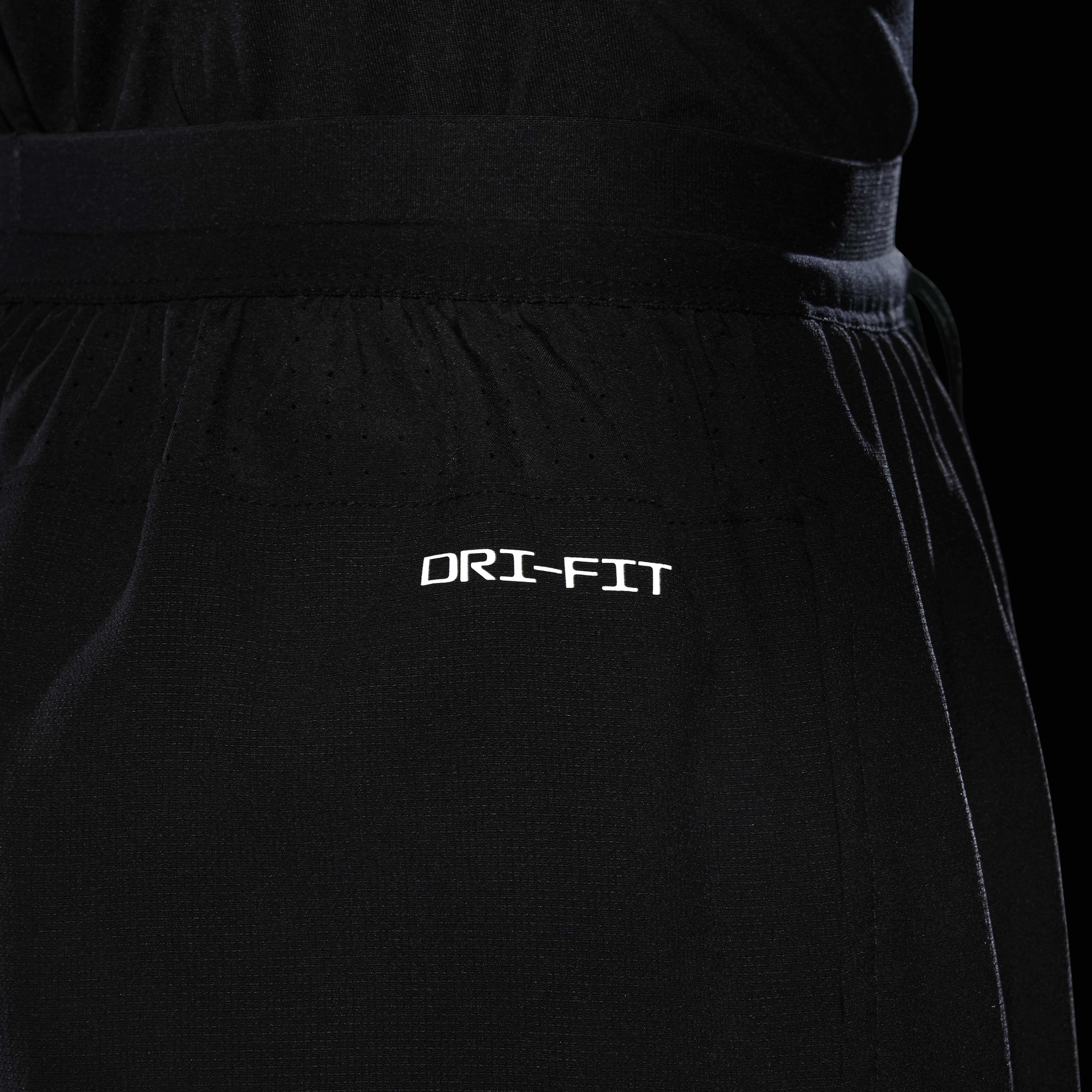 Nike Multi Tech EasyOn image number 10