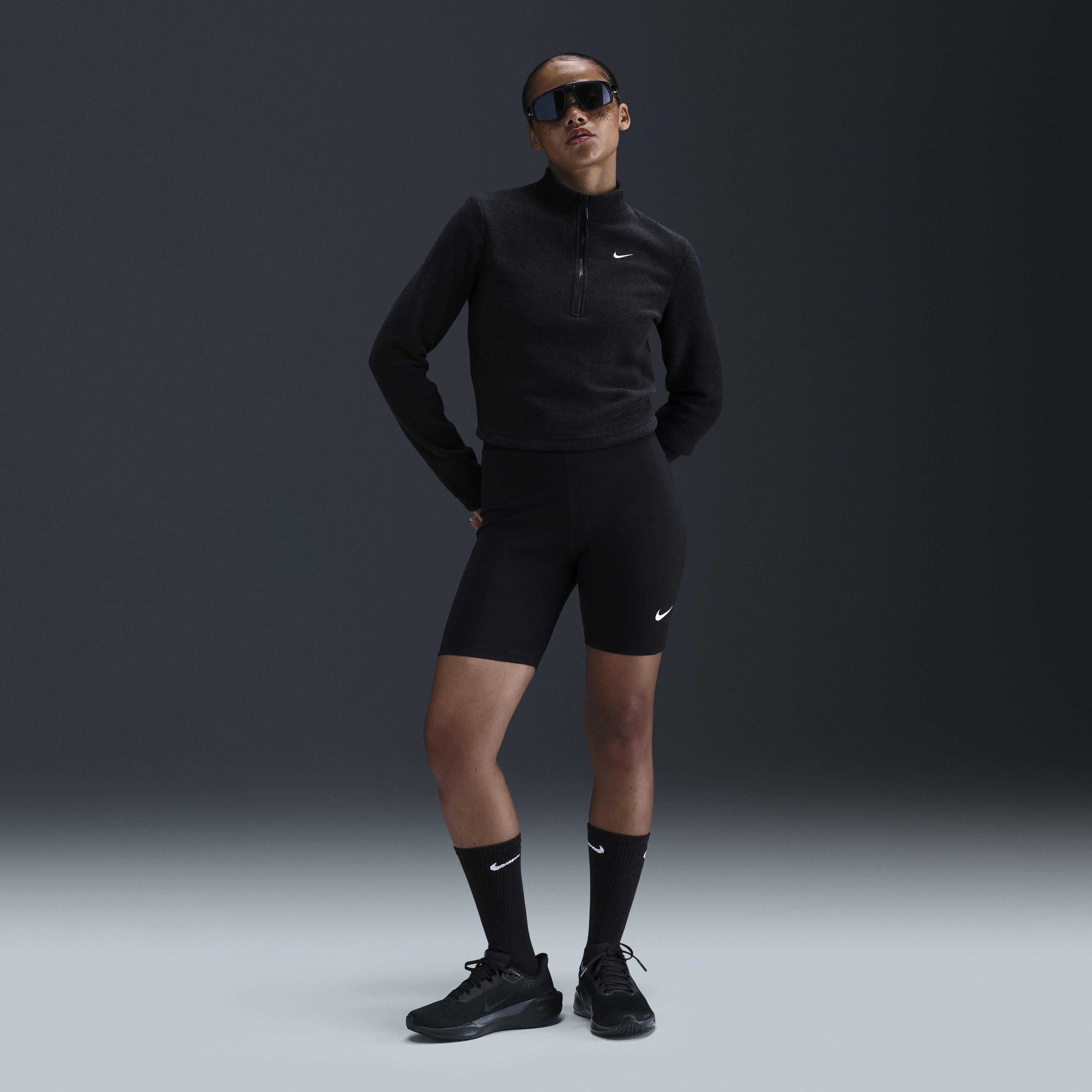 Nike Sportswear Phoenix Plush image number 3