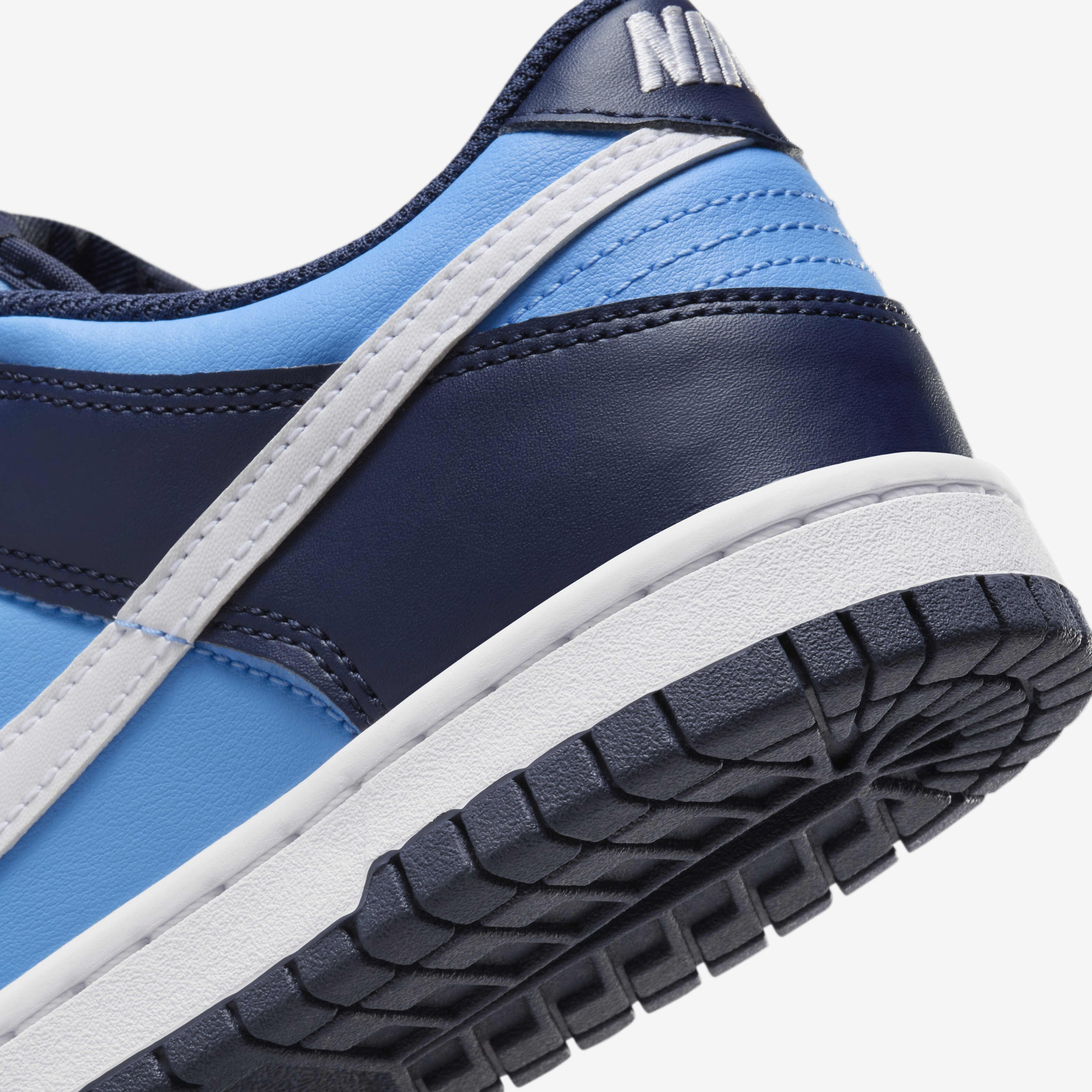 Nike Dunk Low image number 7