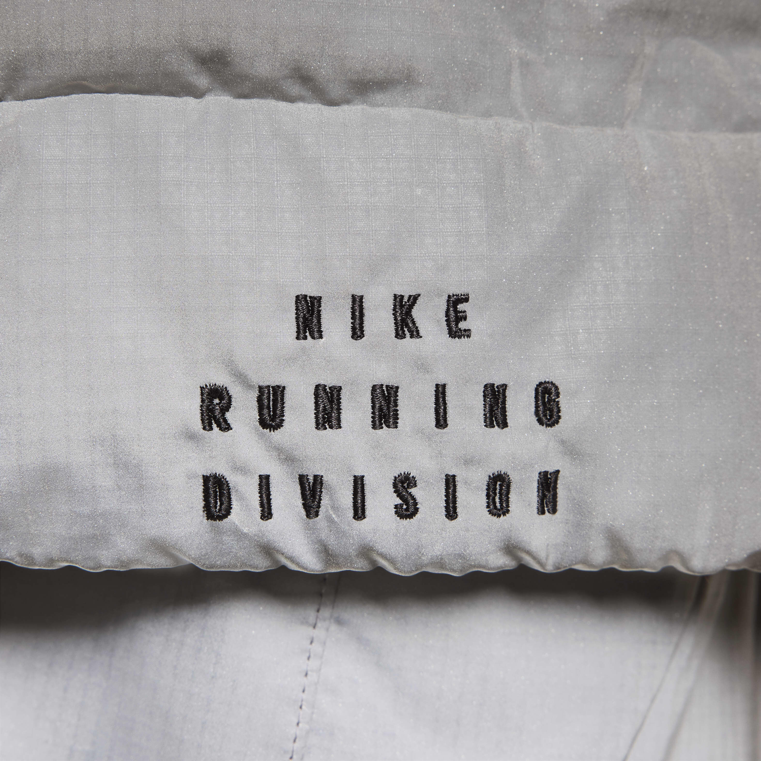 Nike Running Division image number 5