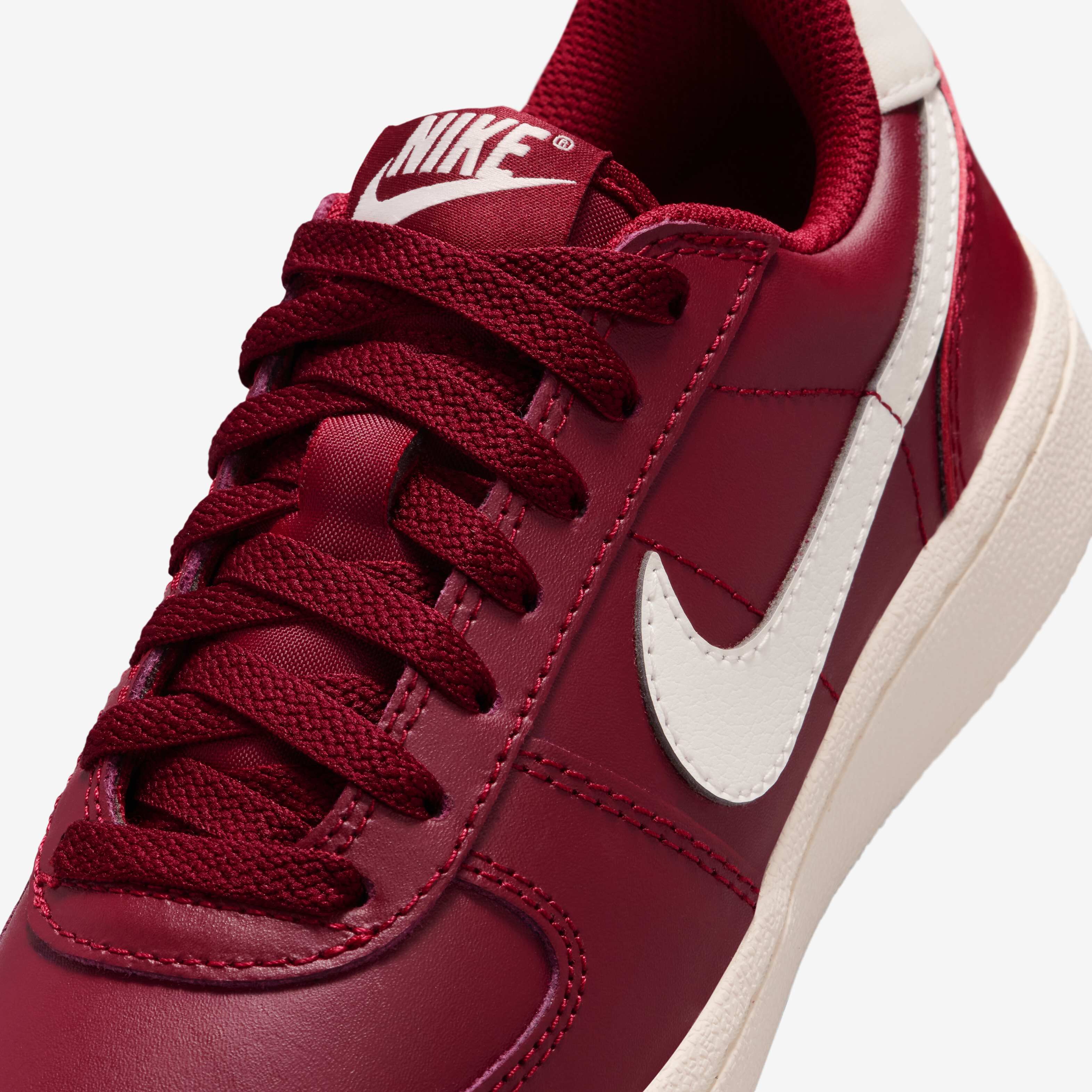 Nike Field General image number 6