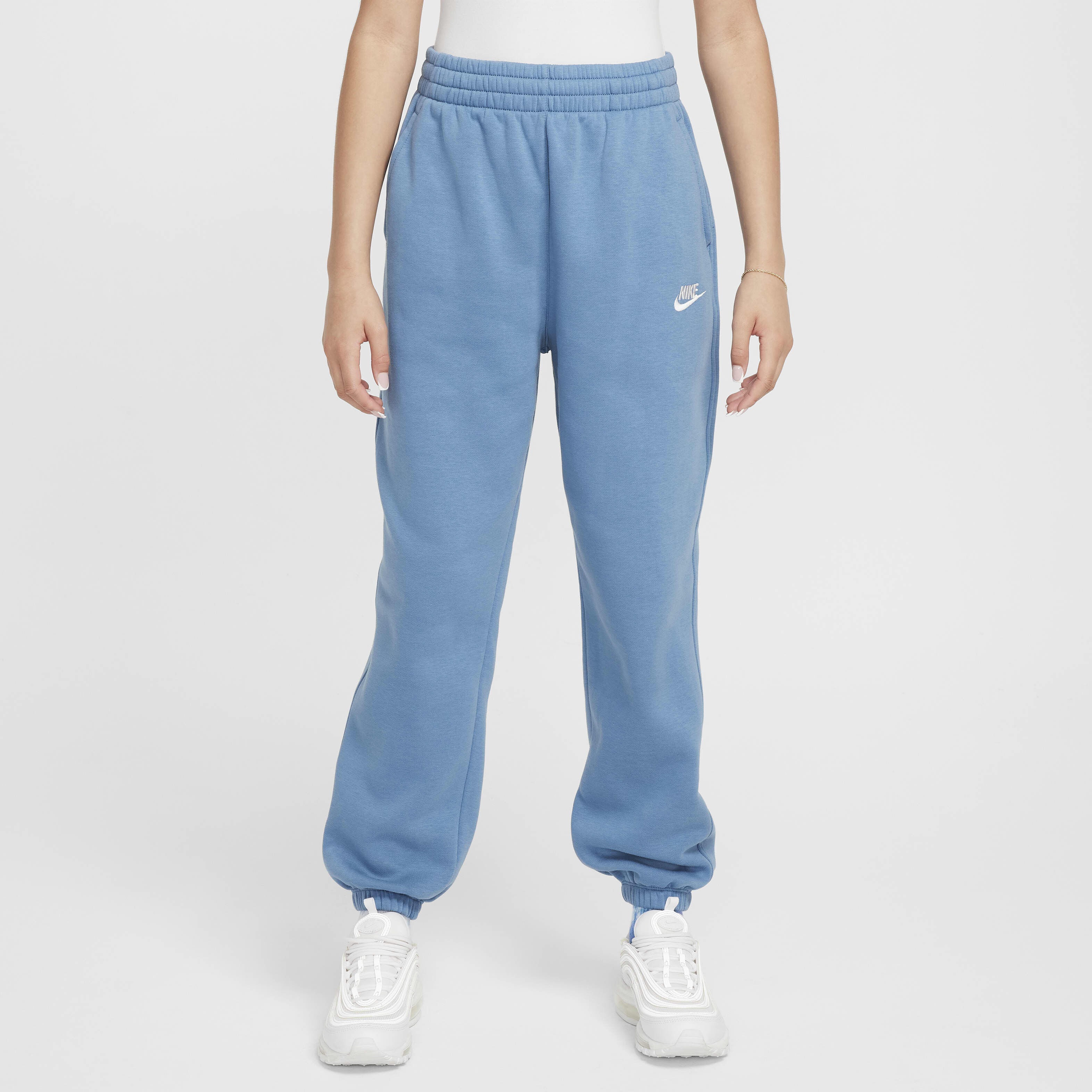 Nike club jogger cerulean hotsell
