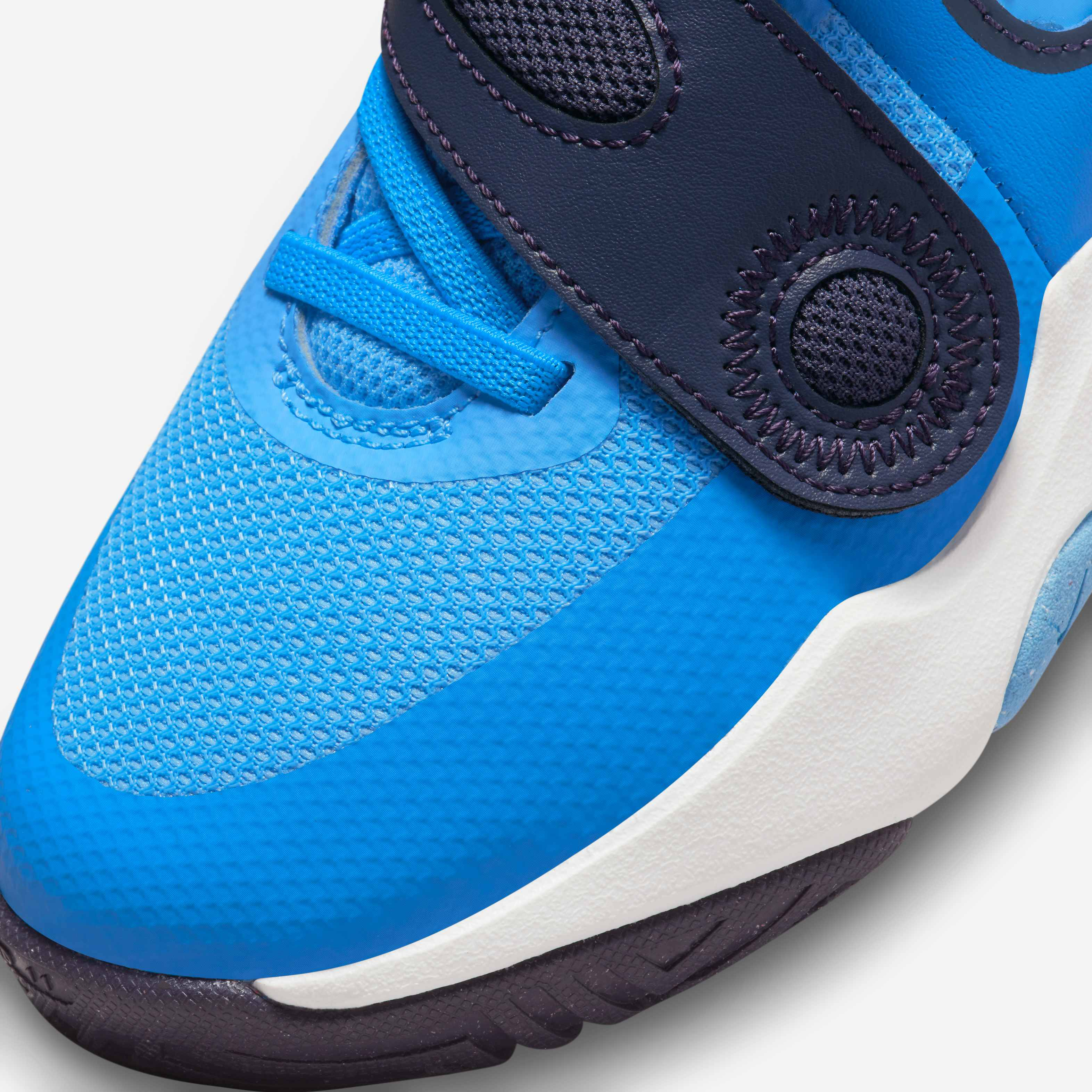 نايكي تيم هاسل دي 11 Lil image number 6