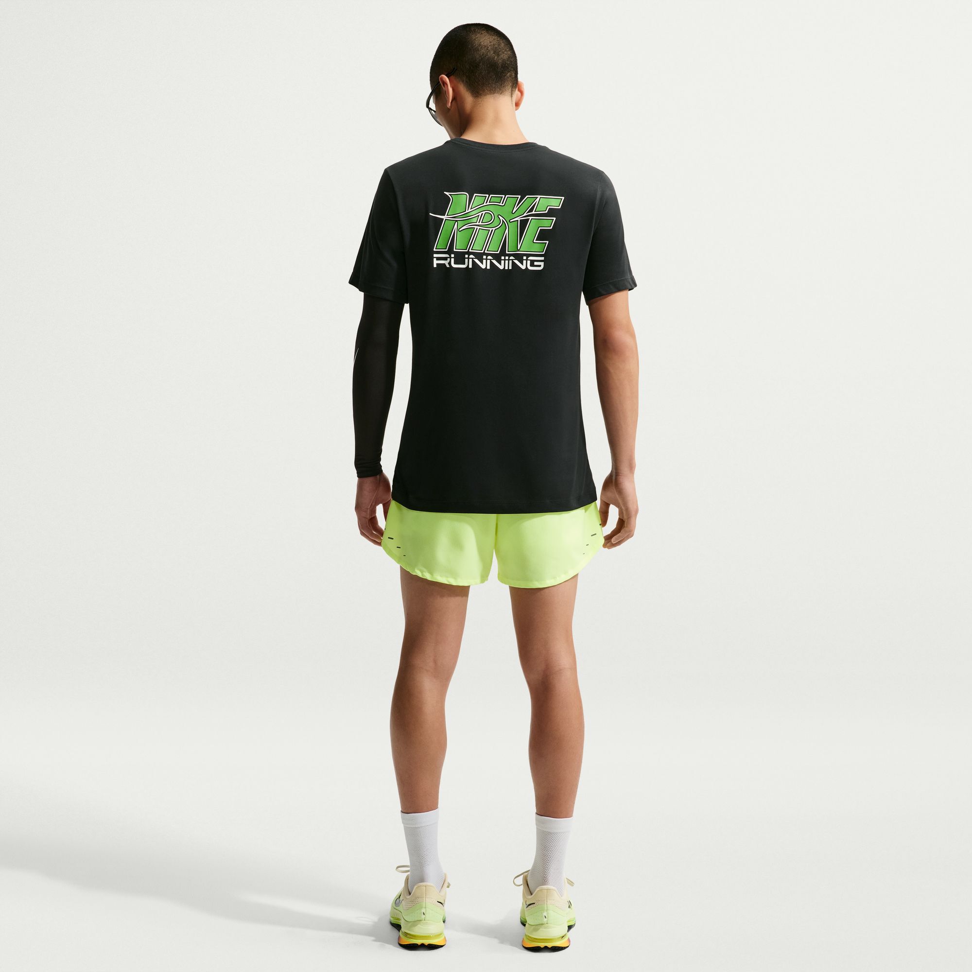 Nike image number 1