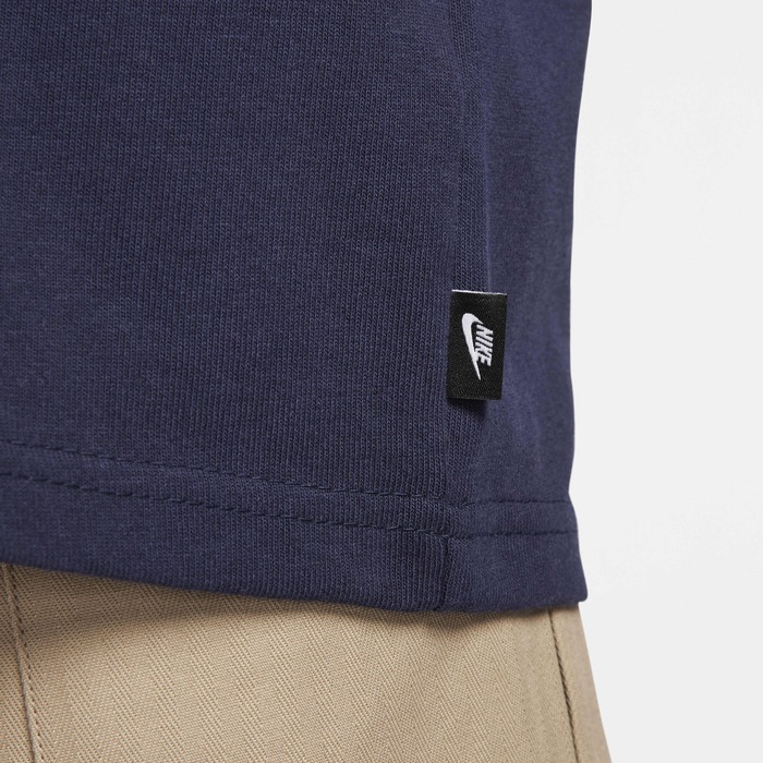 Nike Sportswear Premium Essentials image number 4 Nike Sportswear Premium Essentials image number 4