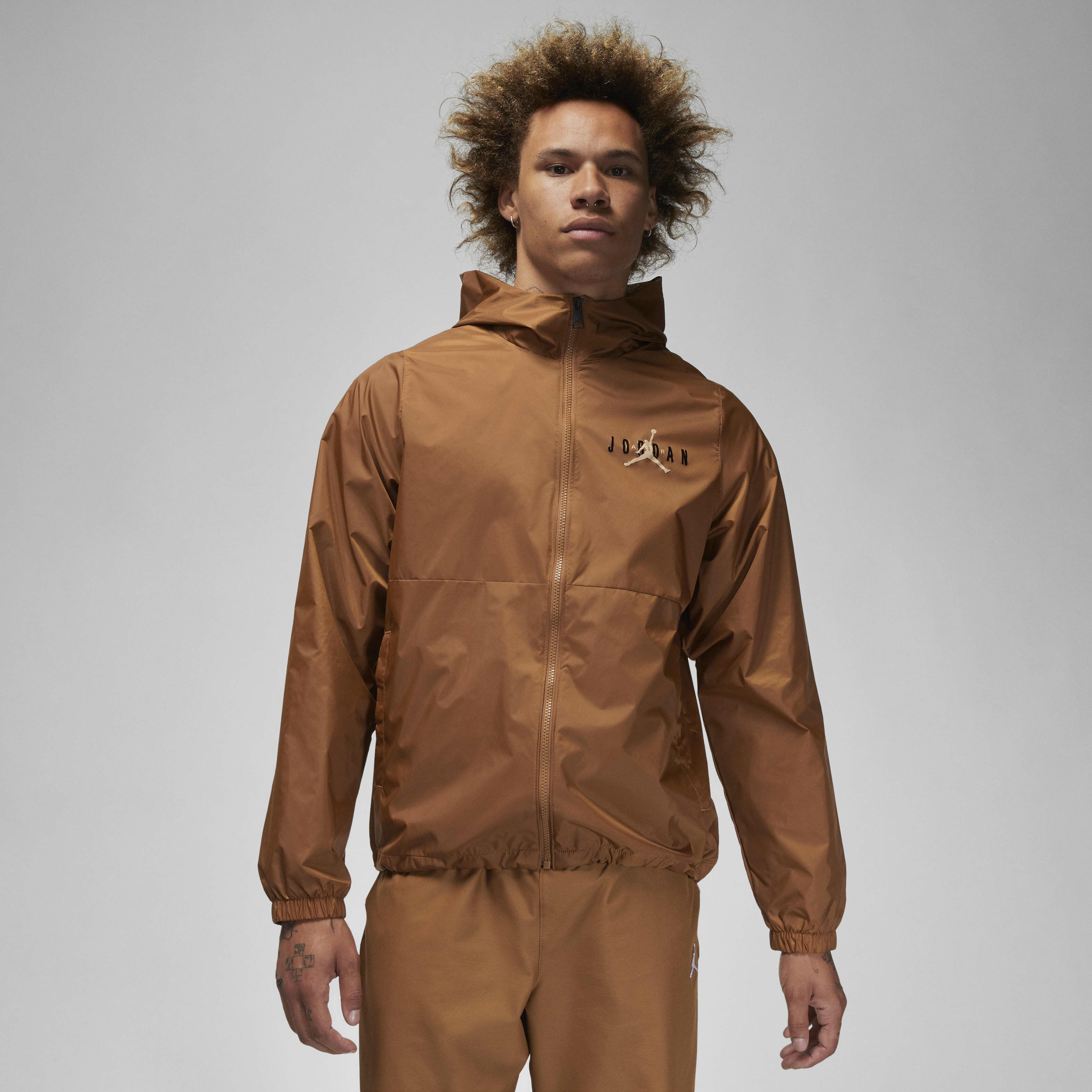 Jordan Essentials image number 0