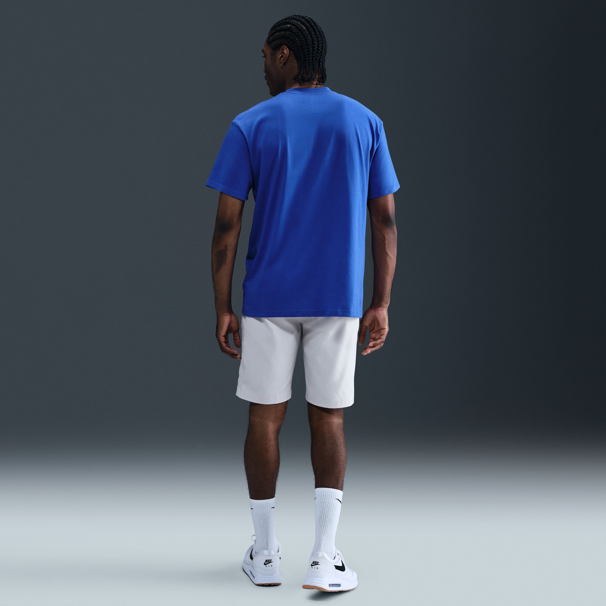 Nike image number 2