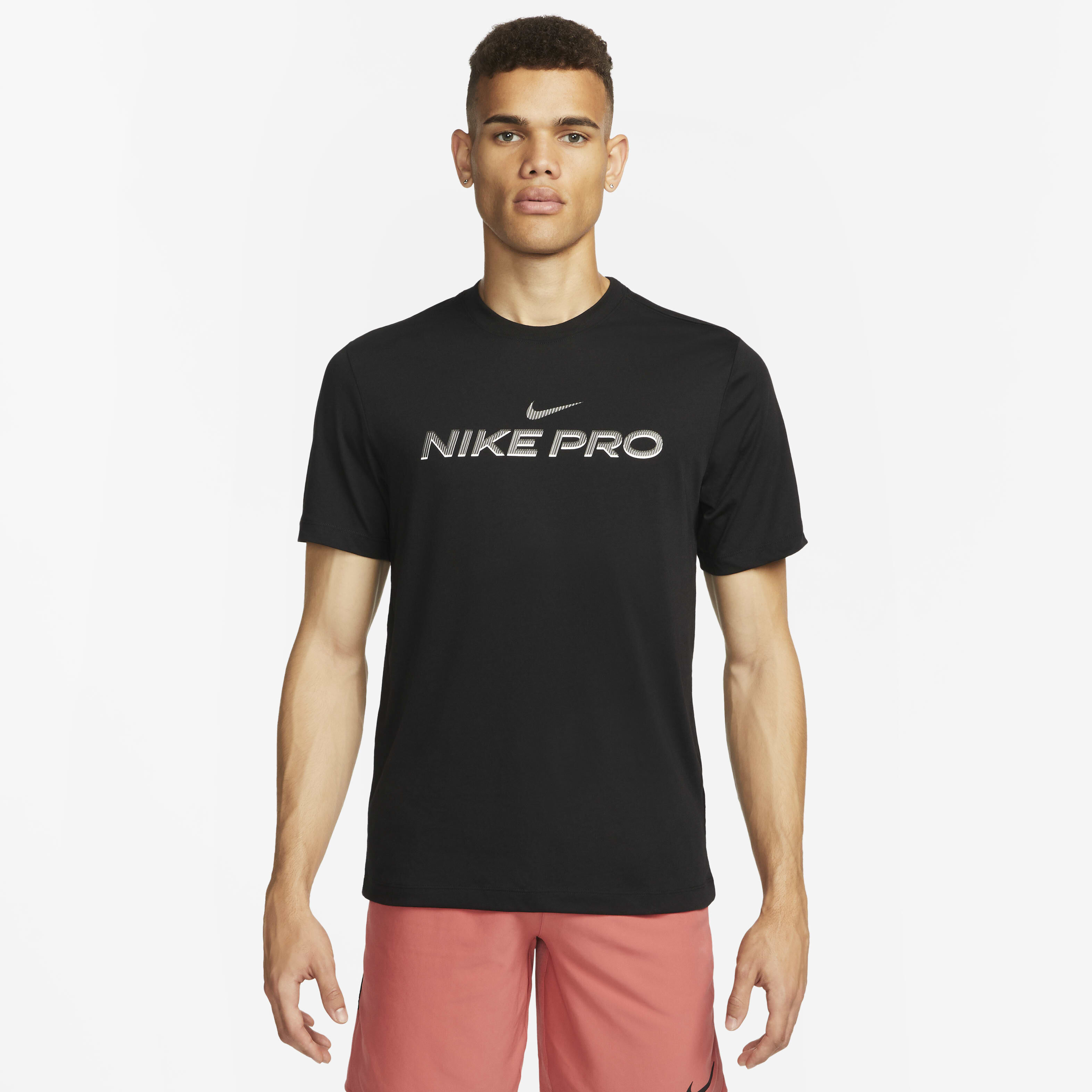 Buy Nike Dri FIT Men s Fitness T Shirt Nike Qatar Official