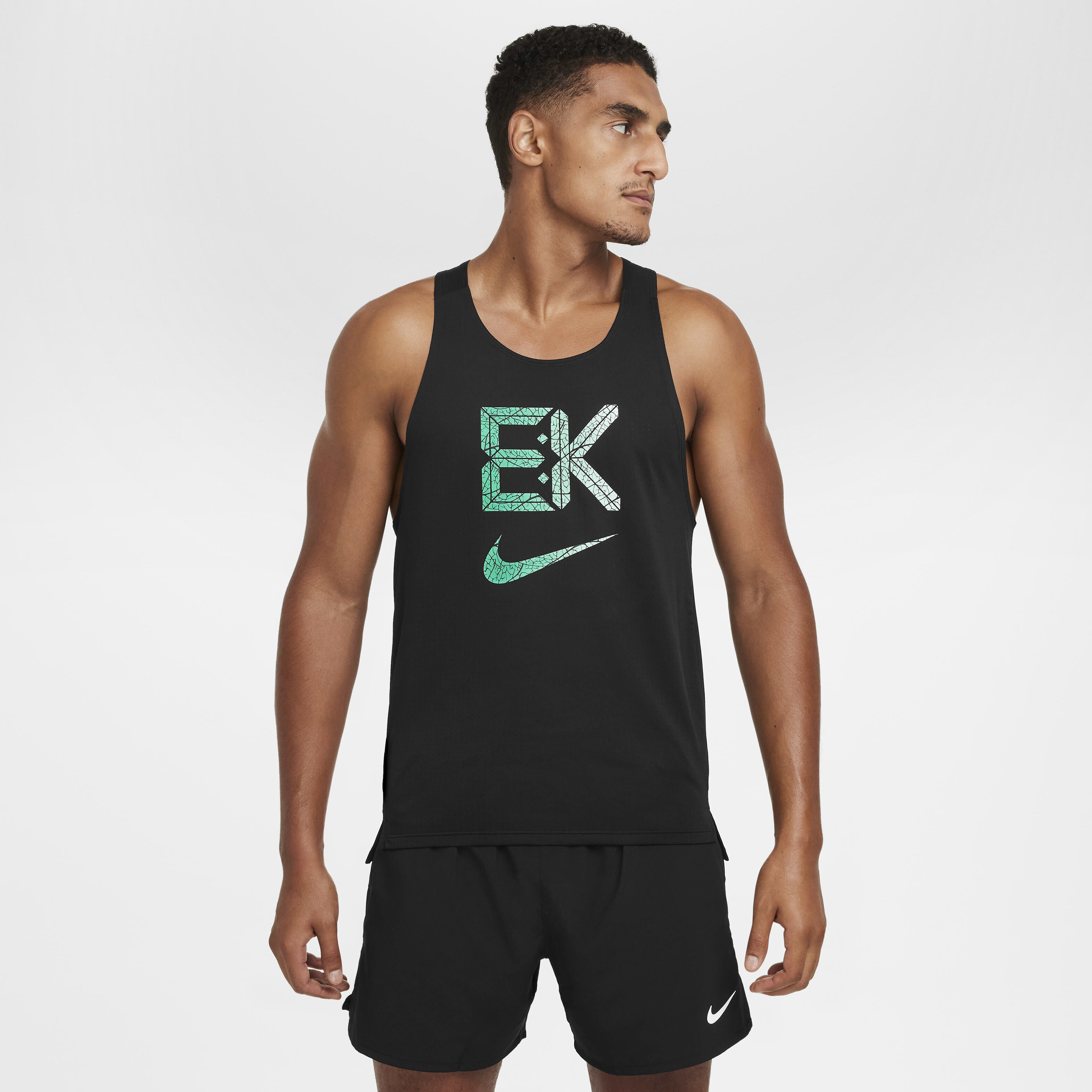 Shop Men s Tank Tops Online in Qatar Nike Sleeveless Shirts for Men