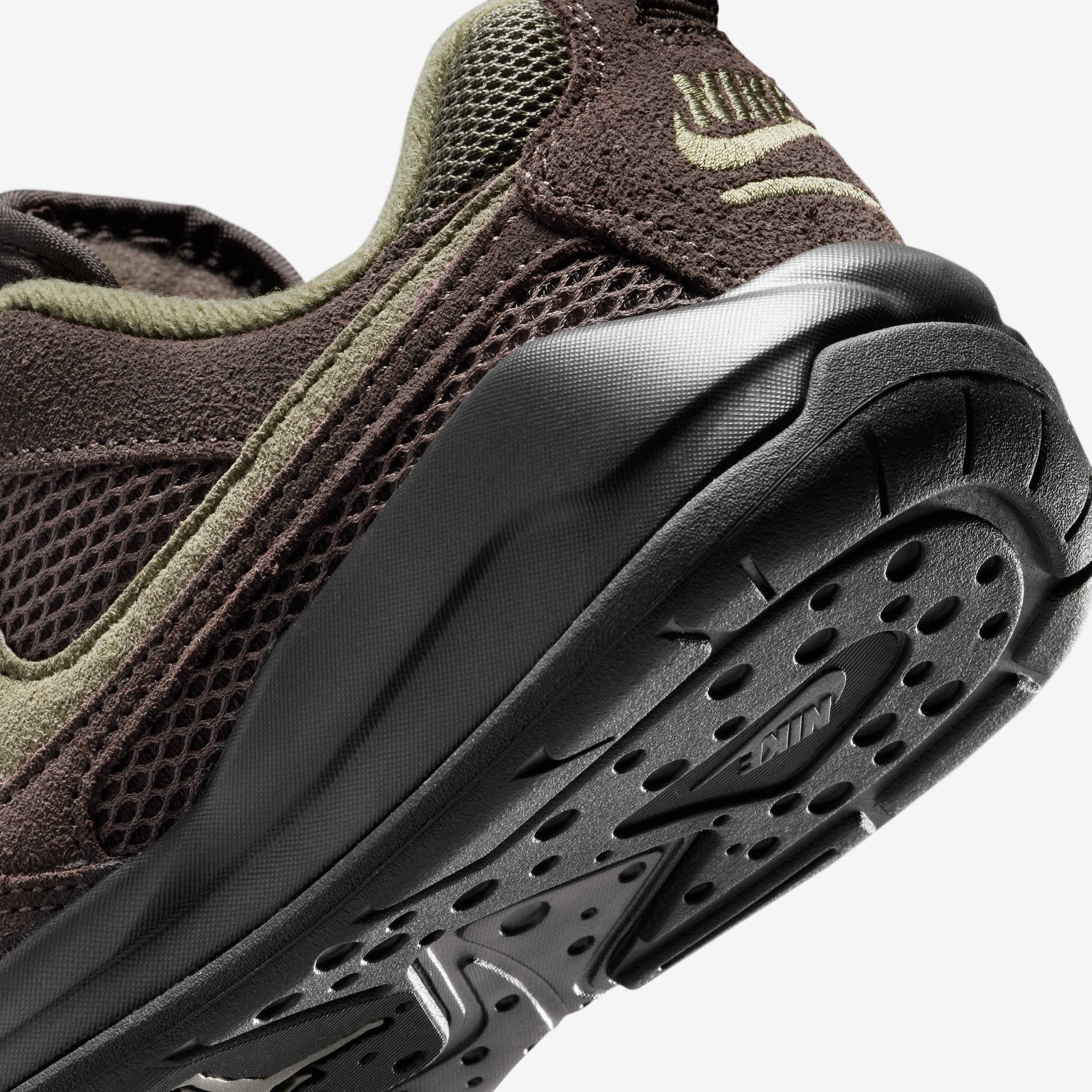 Jordan CMFT Era image number 7