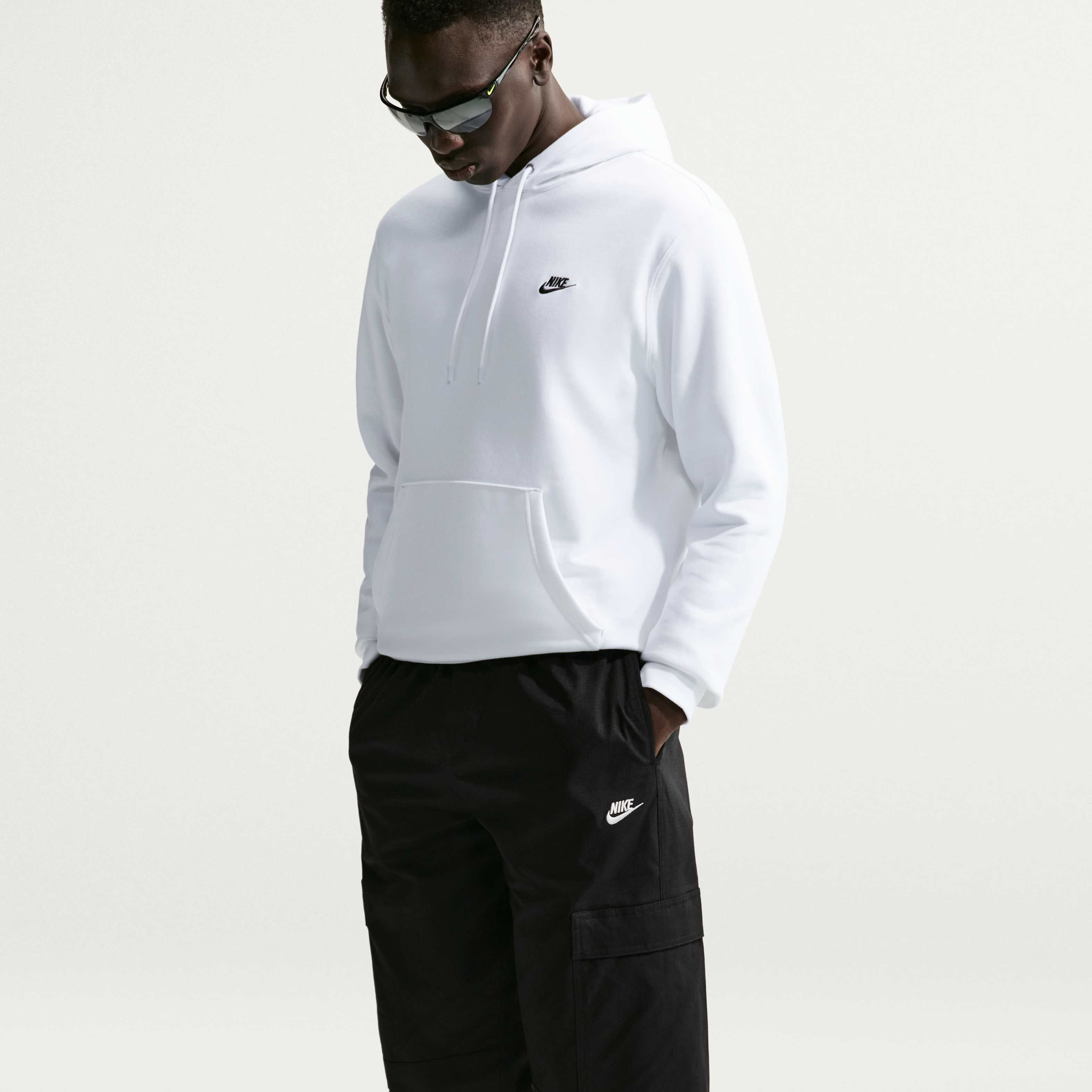 Nike Sportswear Club image number 3