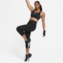 Nike Universa