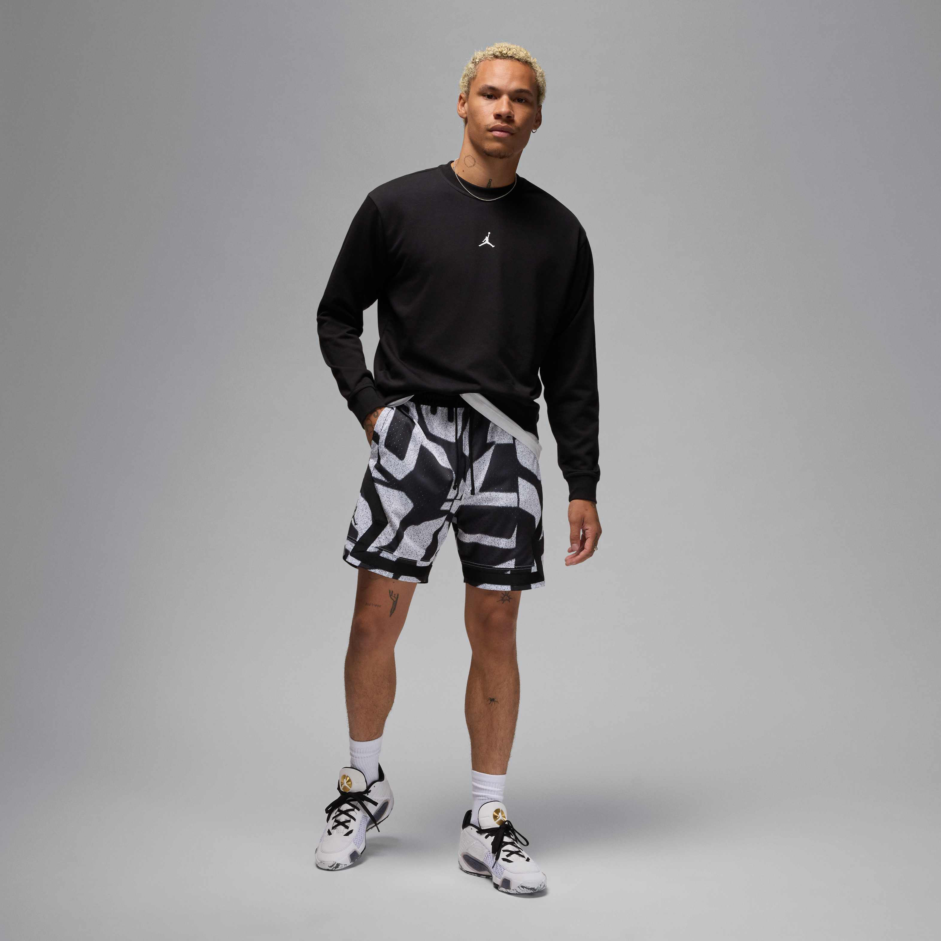 Jordan Sport Crossover image number 3