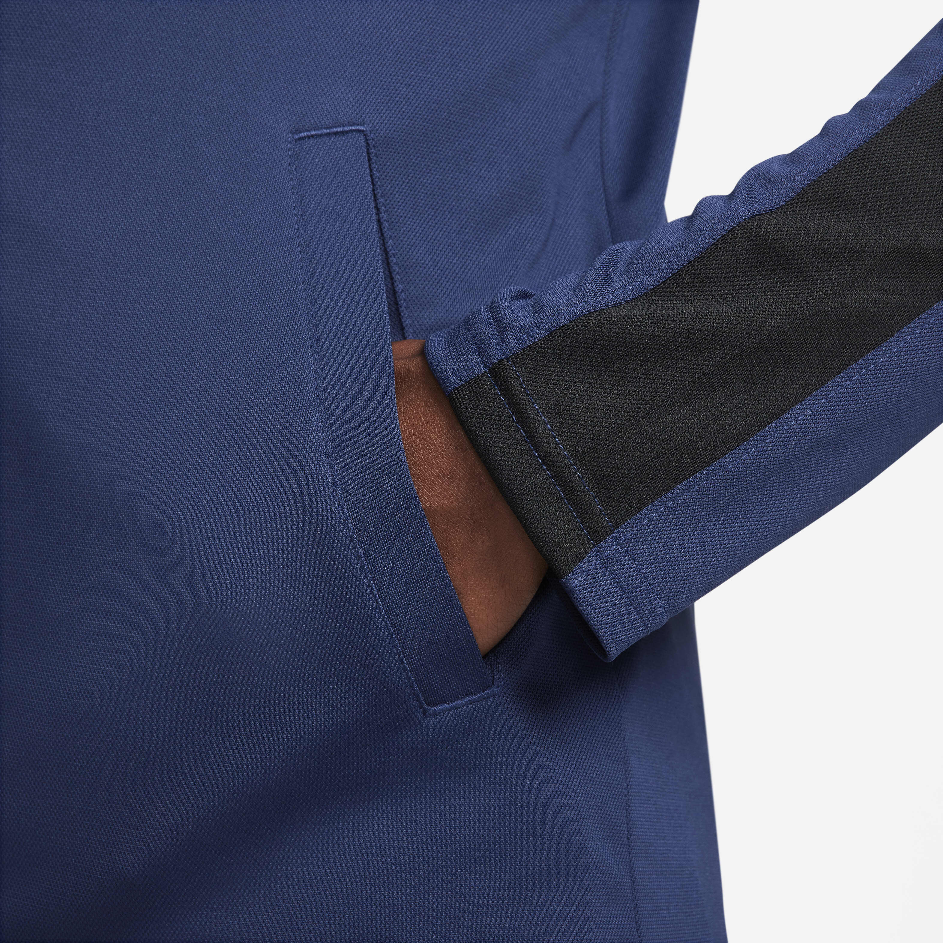 نايكي أكاديمي image number 3