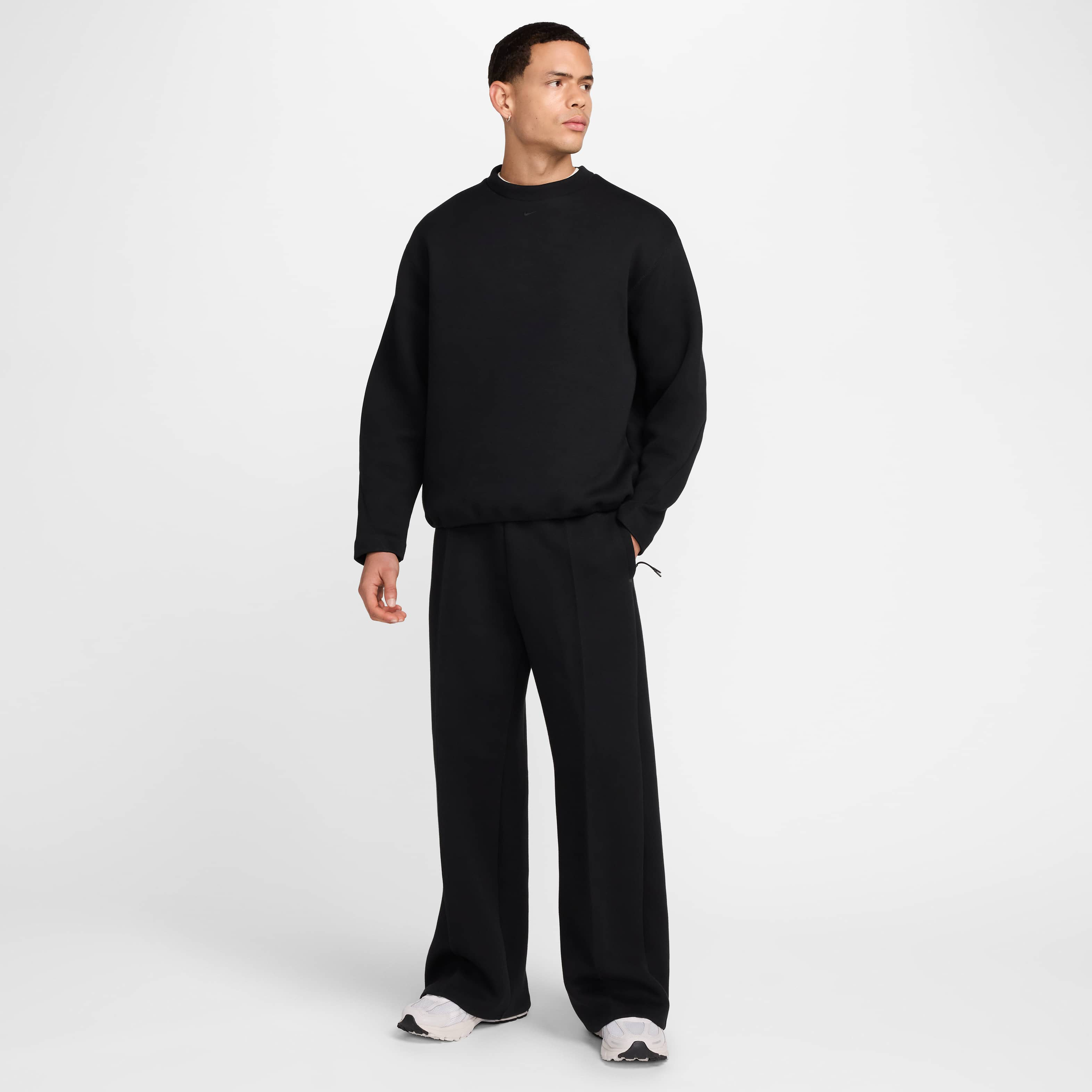 Nike Tech image number 7