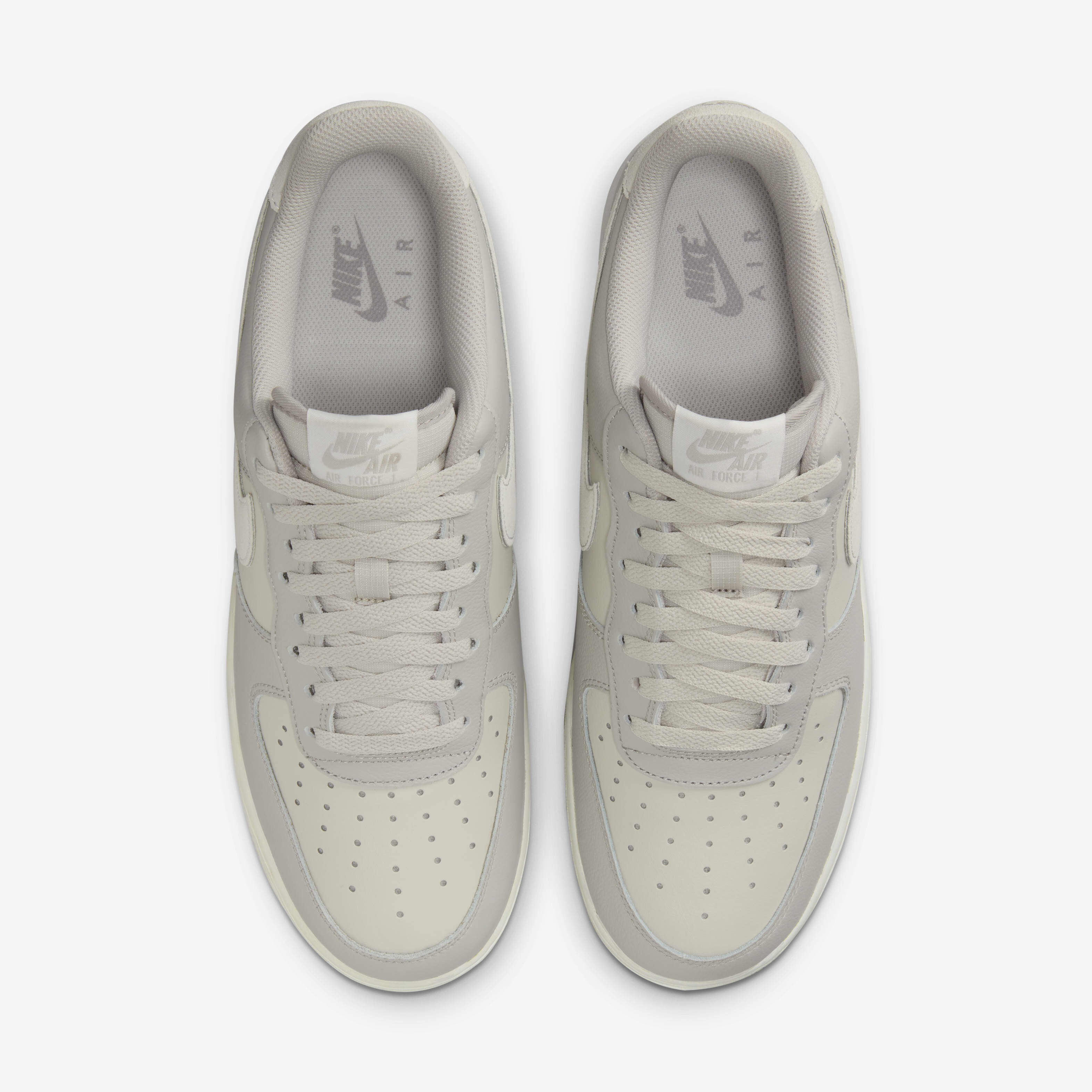 Nike Air Force 1 '07 LV8 image number 4