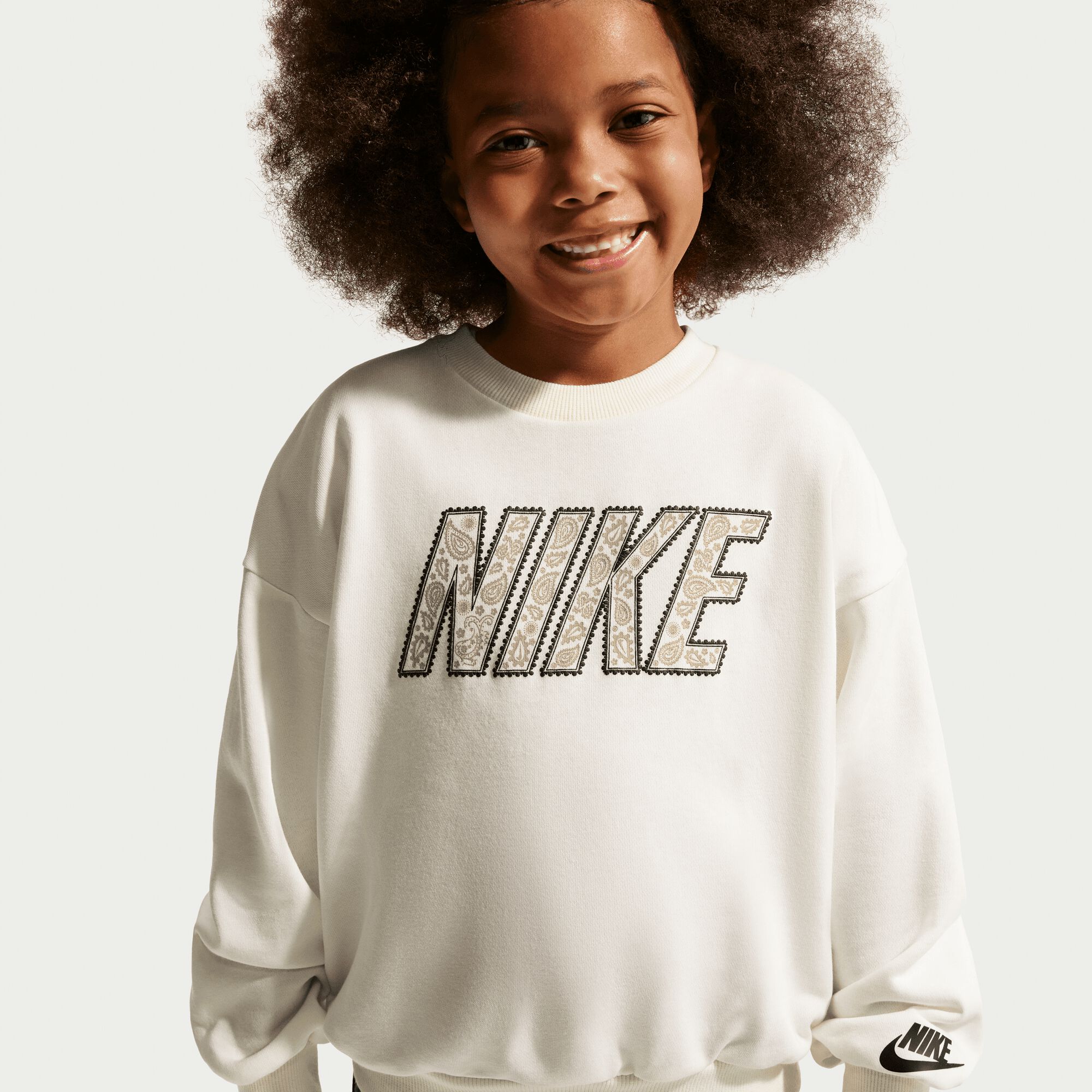 Nike Retro Remix image number 2
