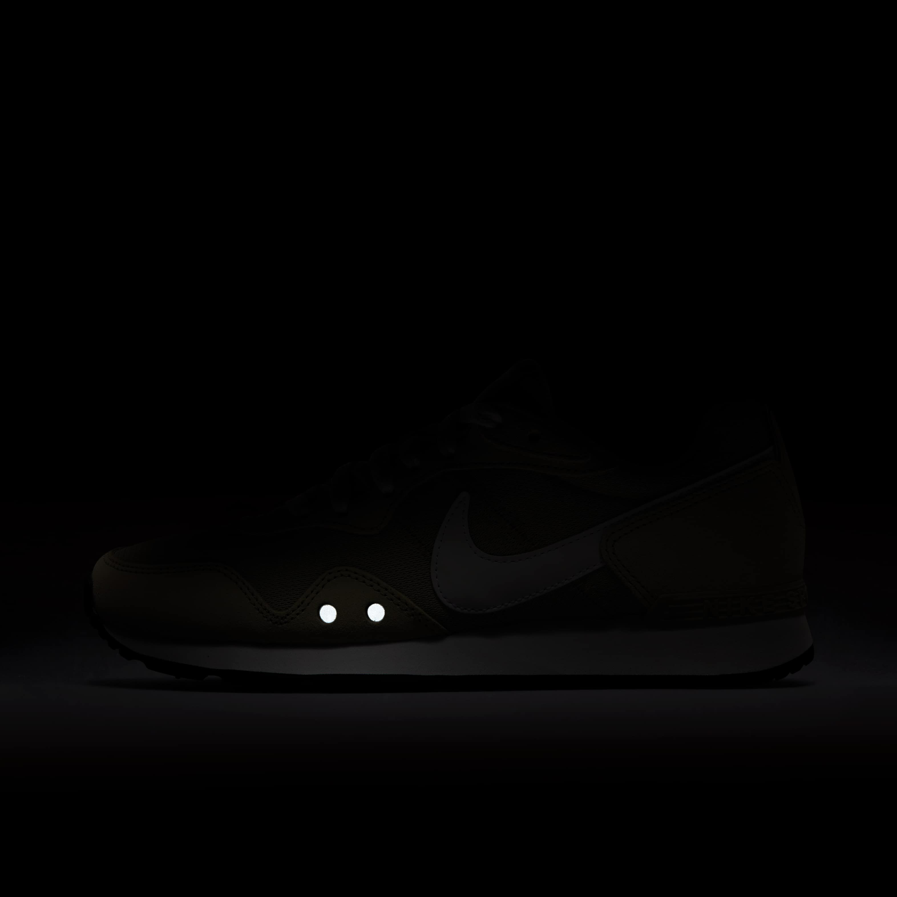 Nike Venture Runner image number 6