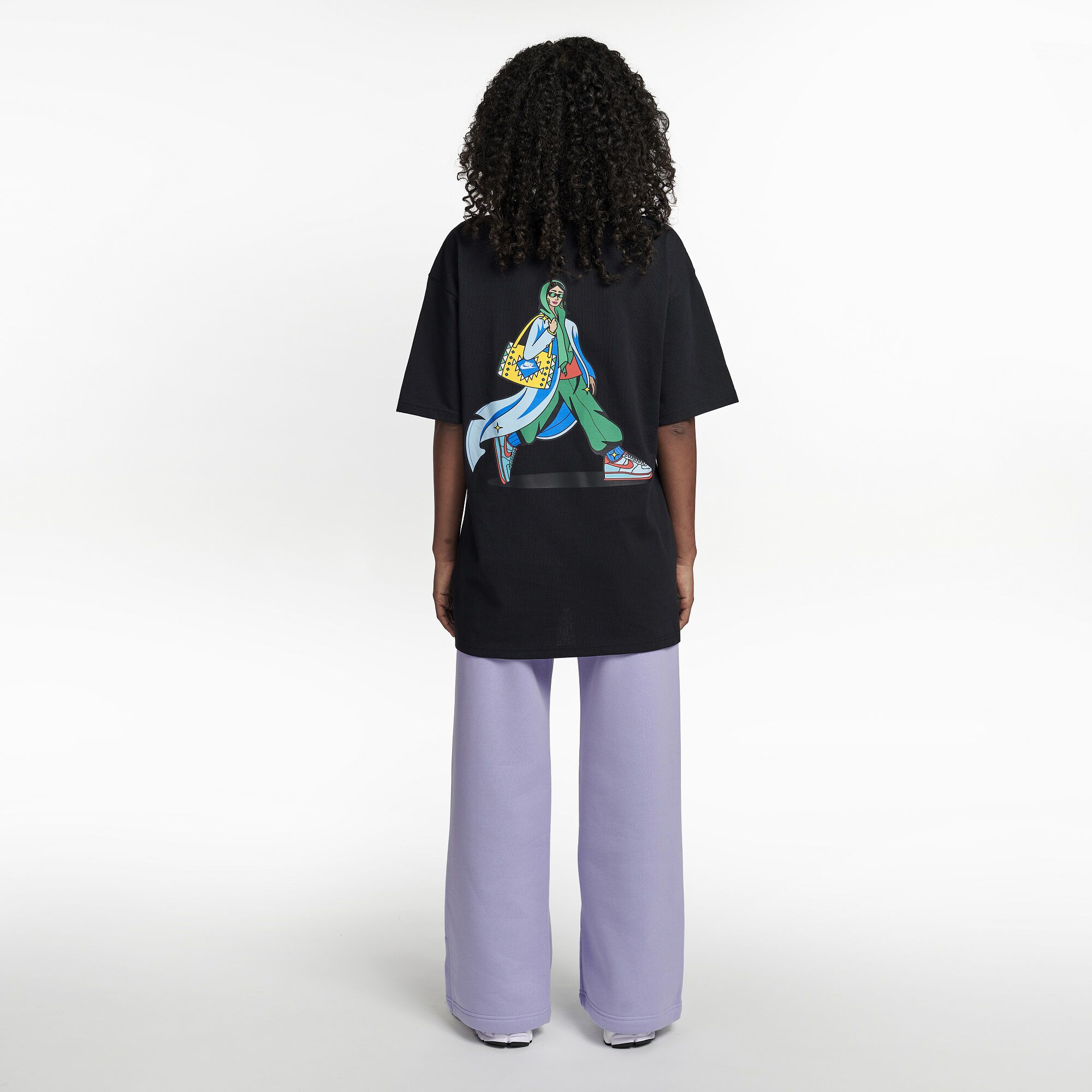 Nike City Tee - Dubai image number 4