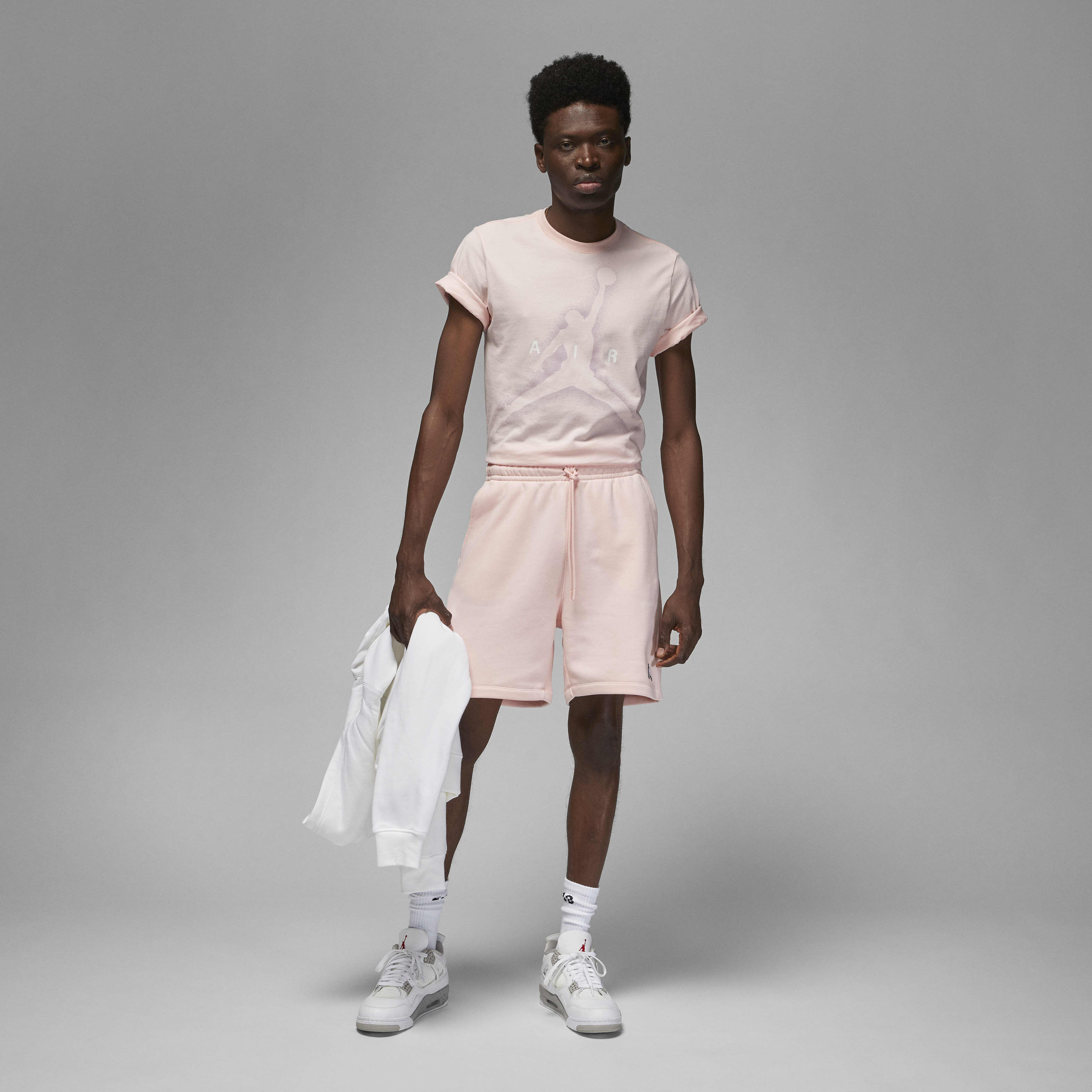 Jordan Essentials image number 4