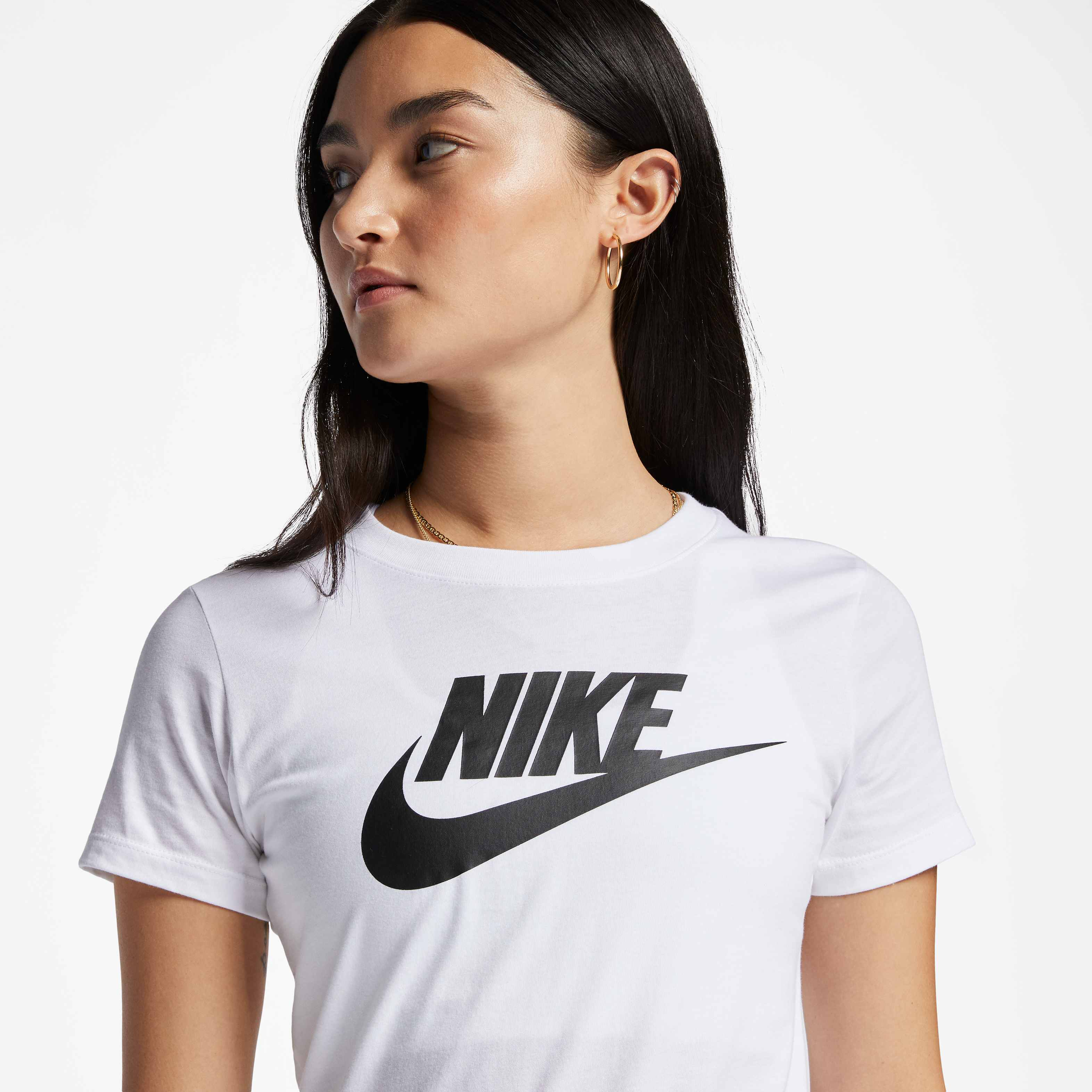 Nike Sportswear Essential image number 3