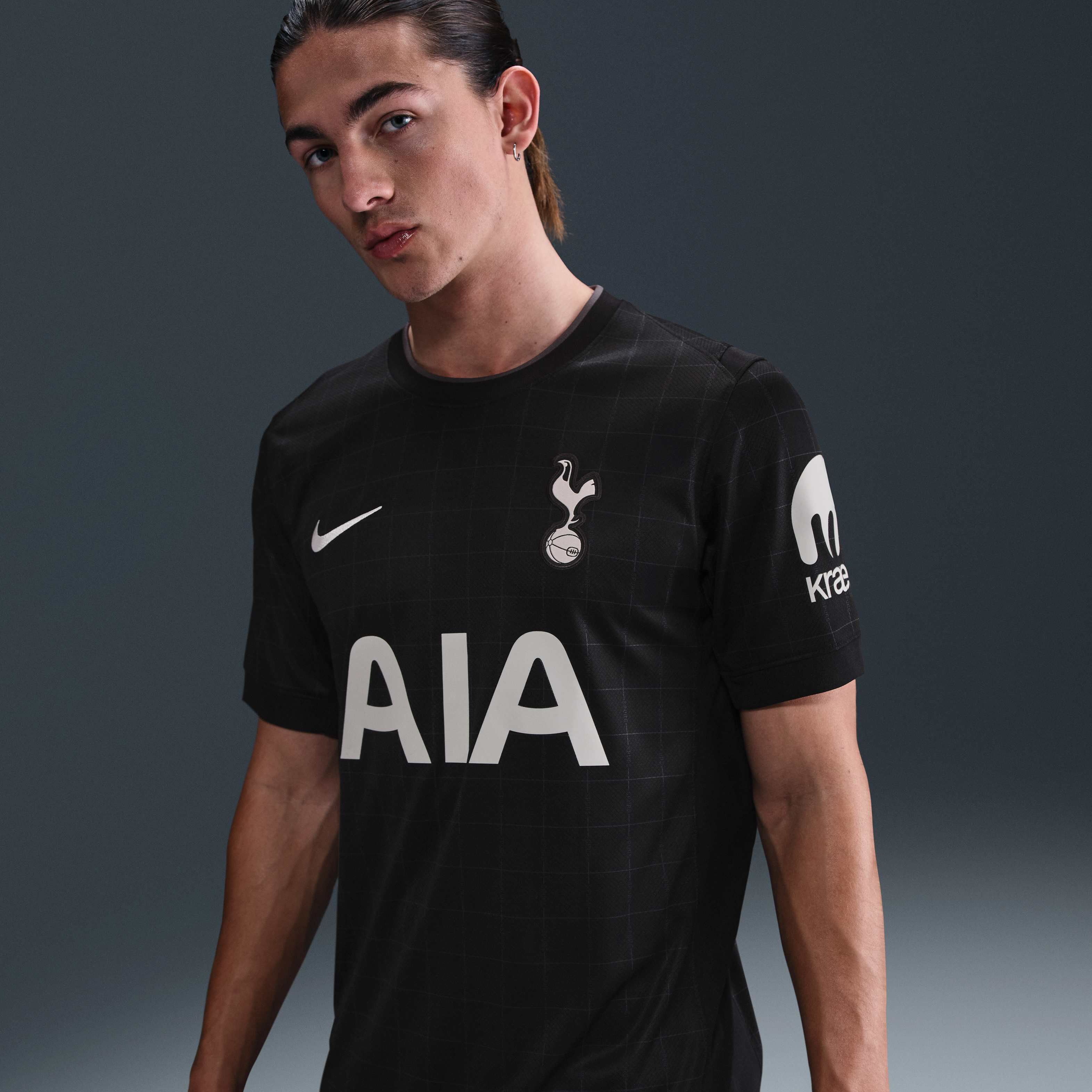 Tottenham Hotspur 2025/26 Stadium Away image number 0