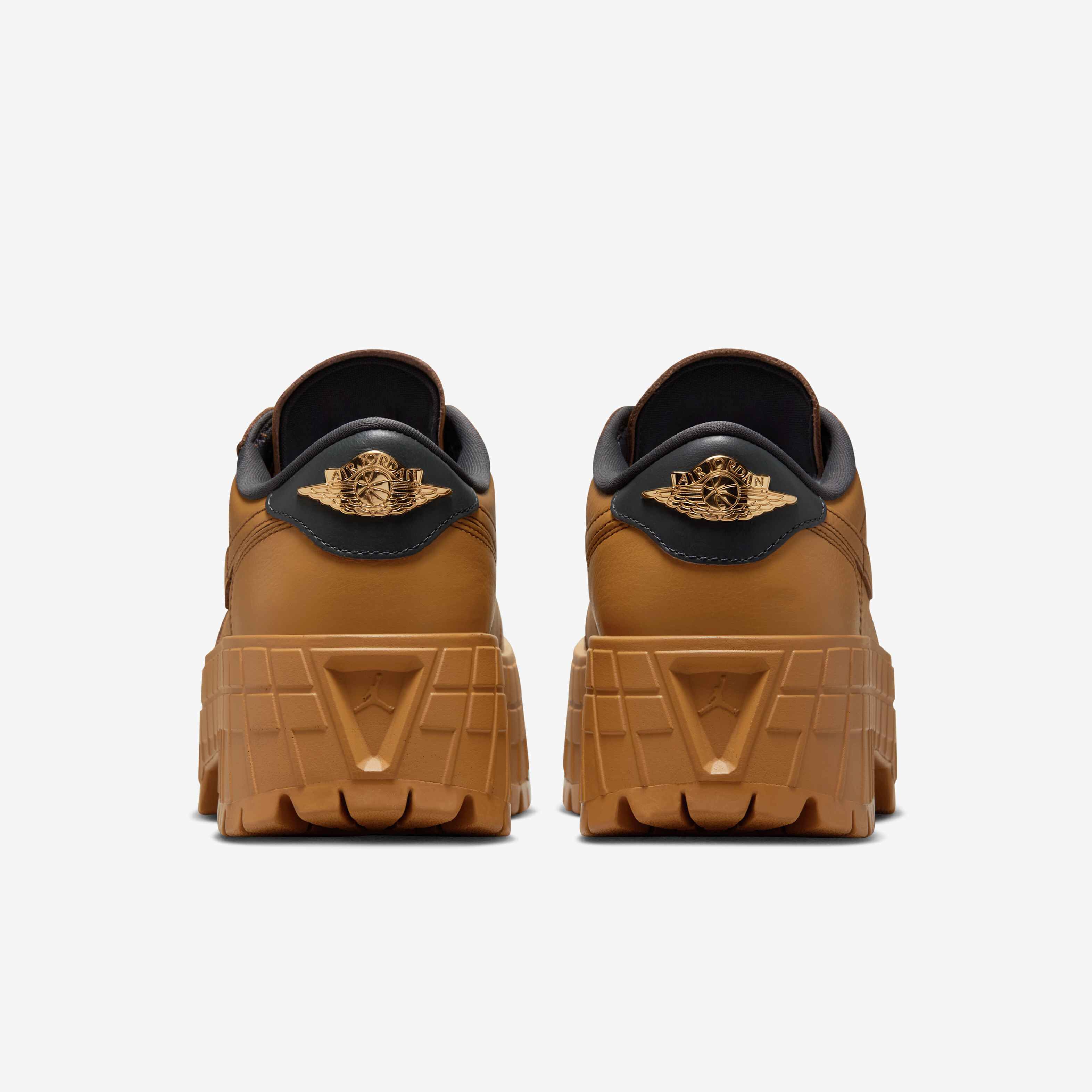 اير جوردن 1 بروكلين لو image number 5