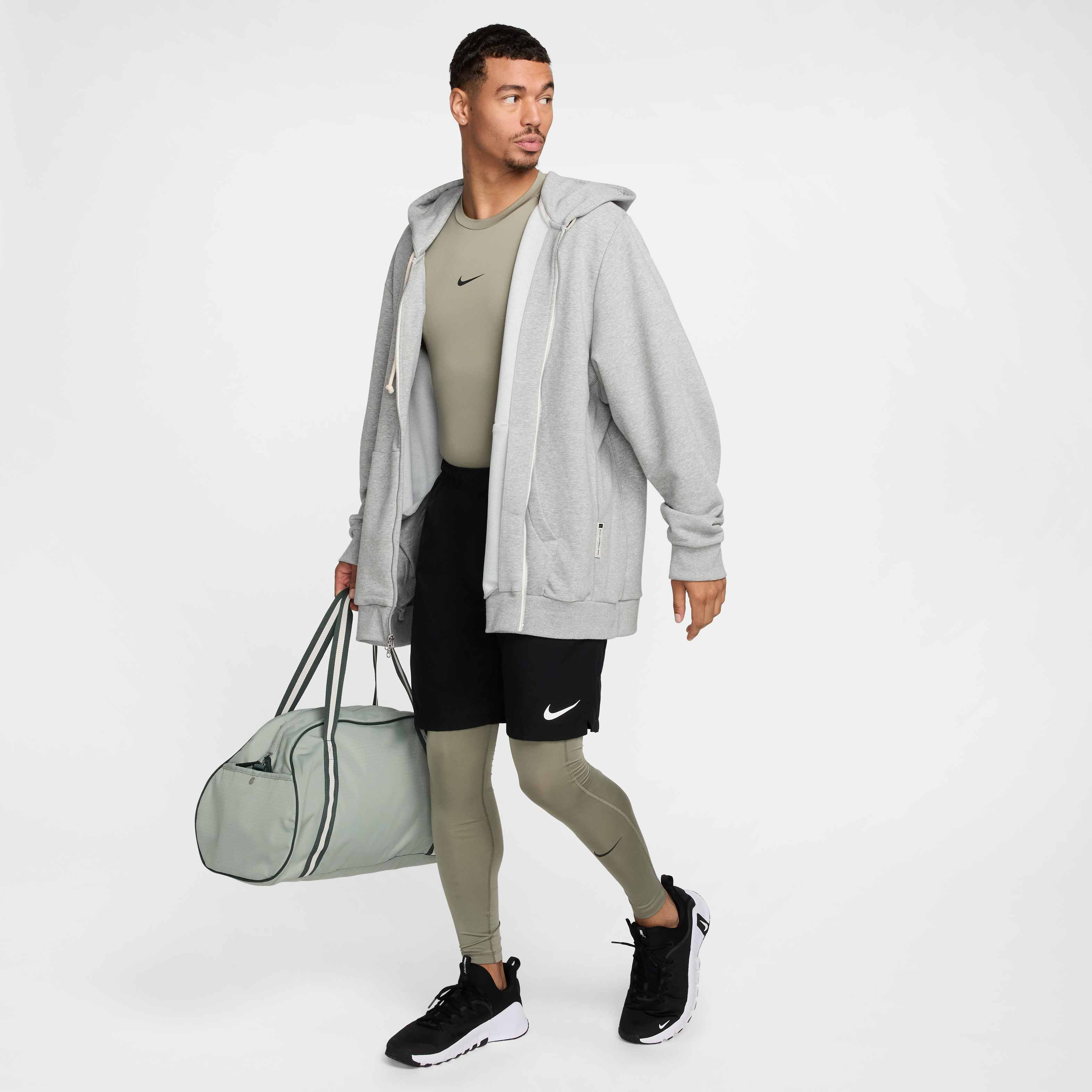 Nike Pro image number 5