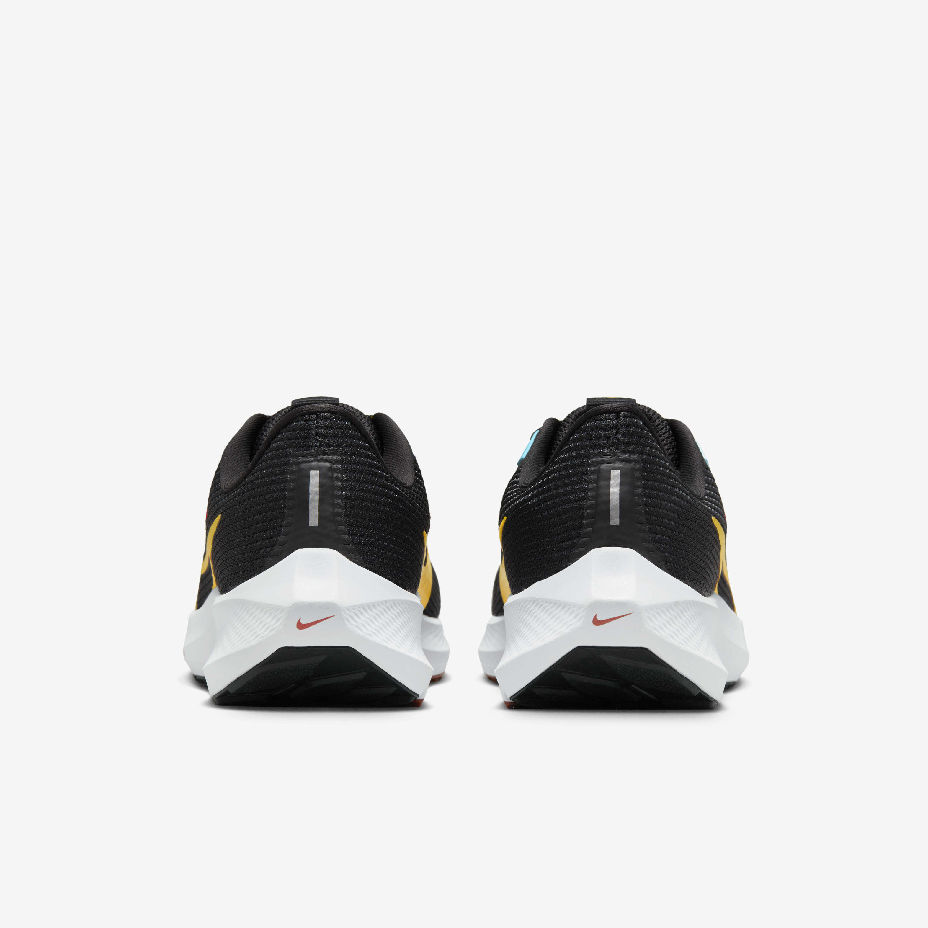 Nike Pegasus 40 image number 5