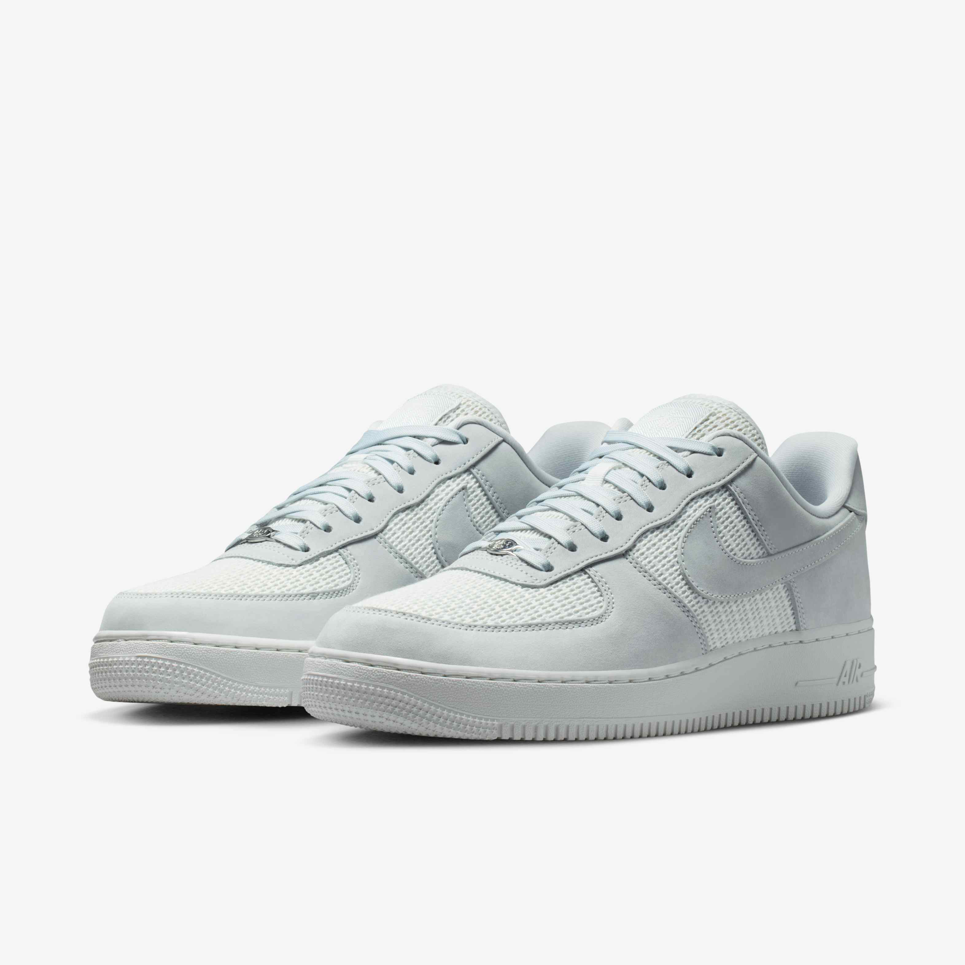 Nike Air Force 1 '07 LV8 image number 4