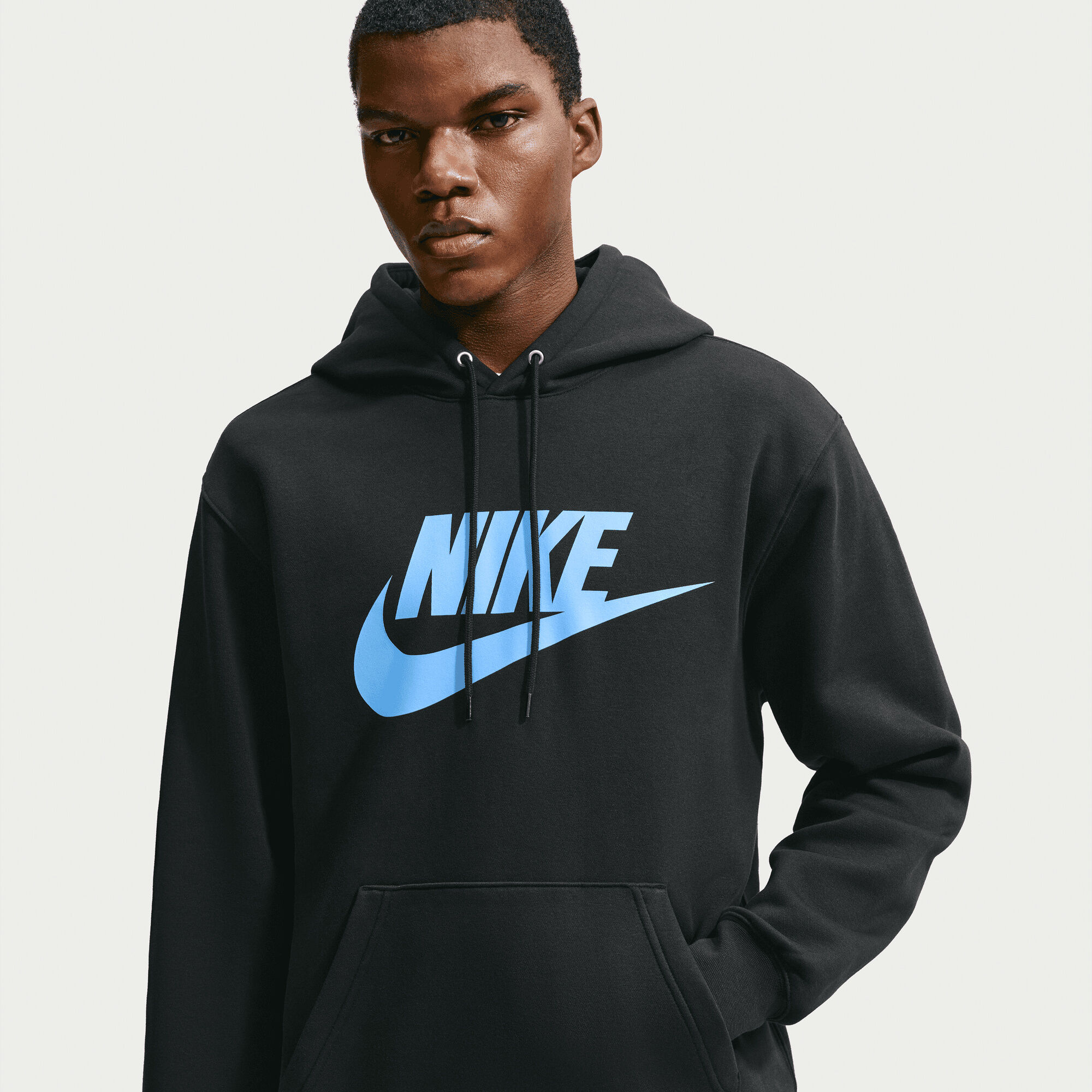 Nike Sportswear Club image number 2