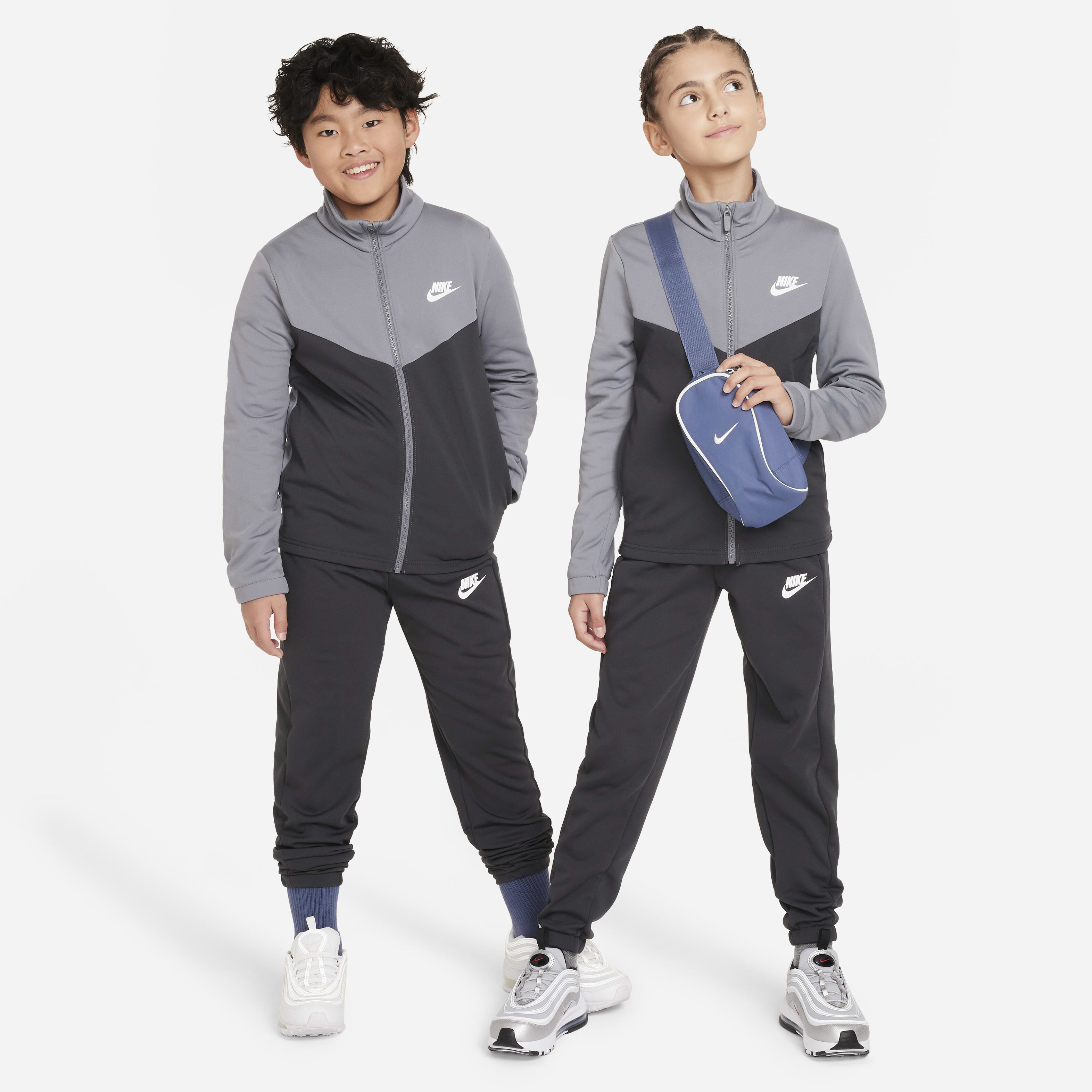 Nike boy tracksuit online