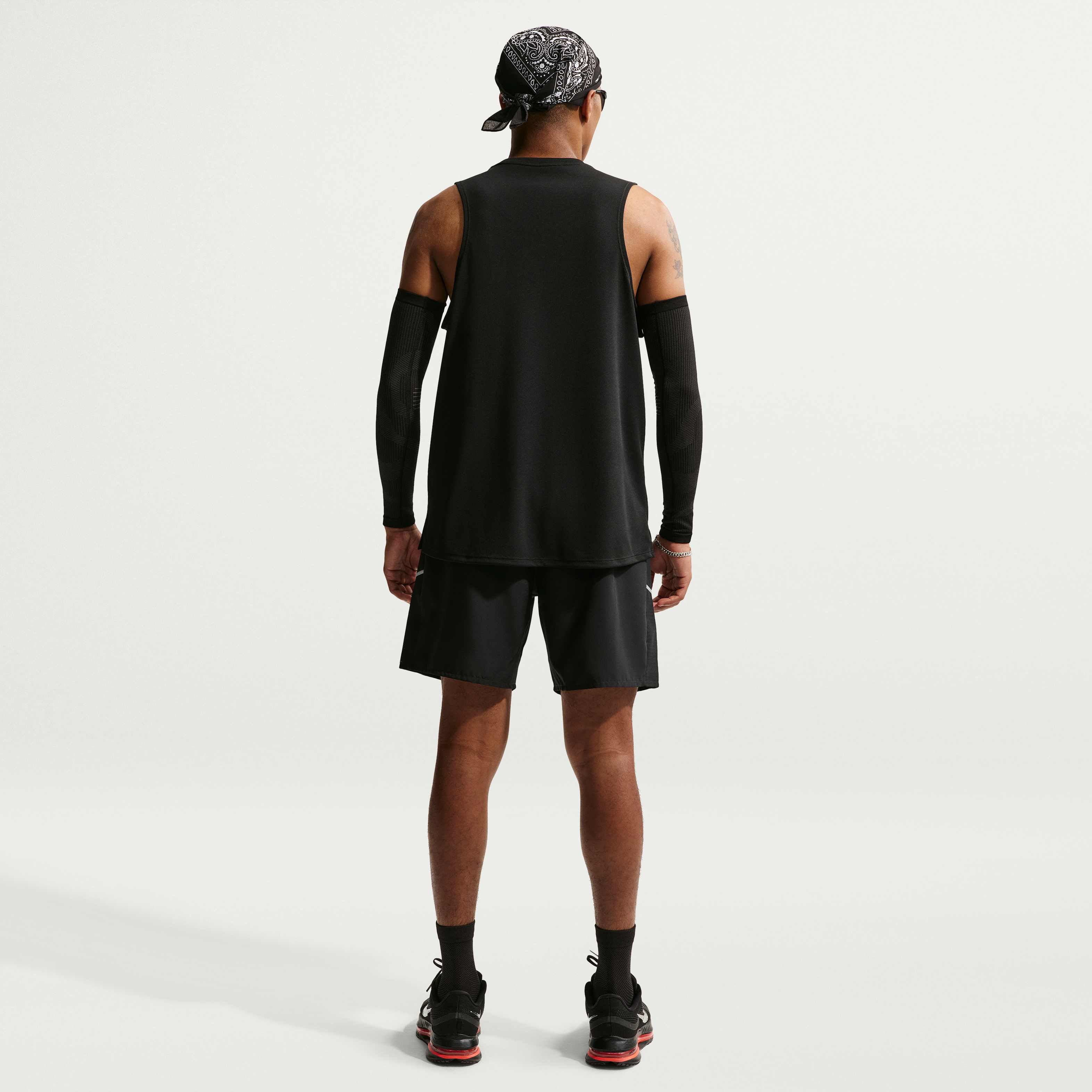 Nike Miler image number 4