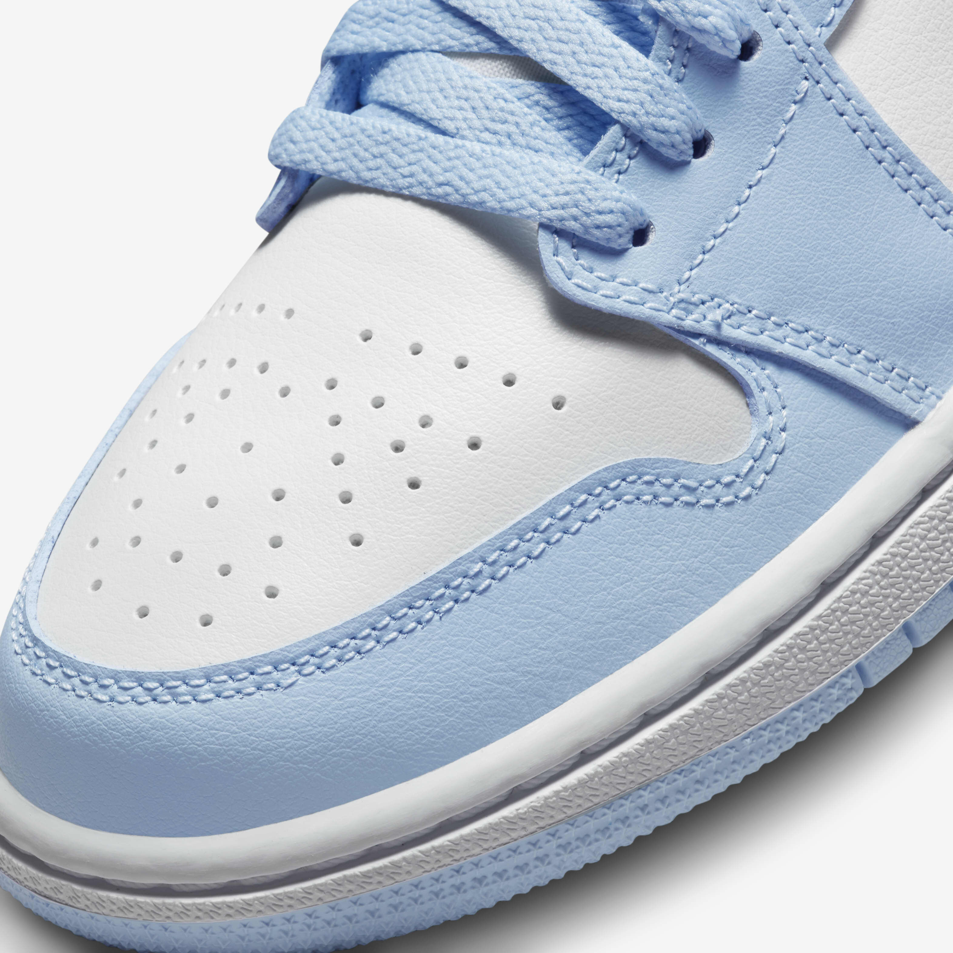 Air Jordan 1 Low image number 6