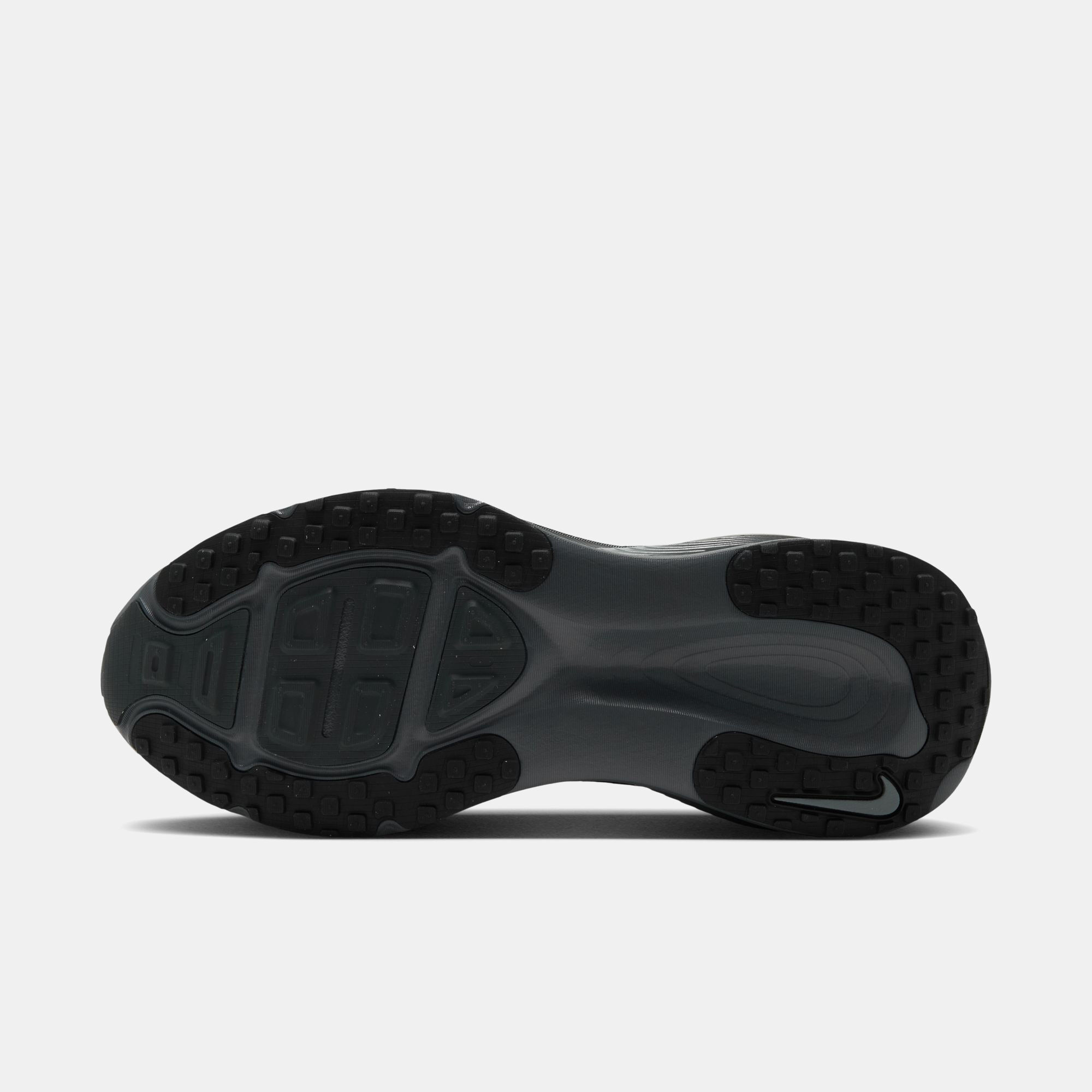Nike Vomero 18 ESS image number 8