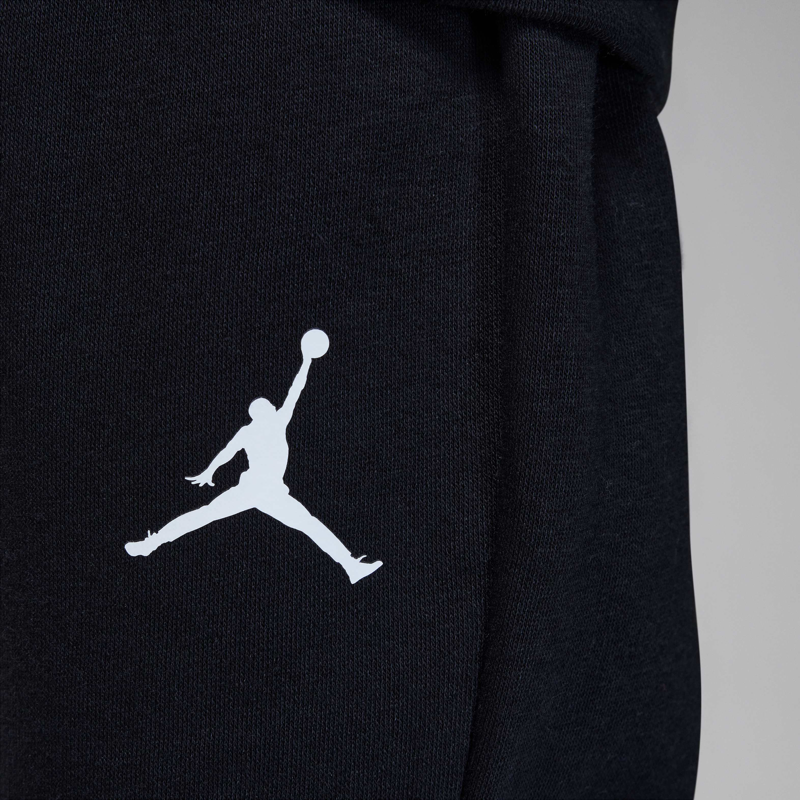 بلوفر جوردن MJ هوليداي image number 3