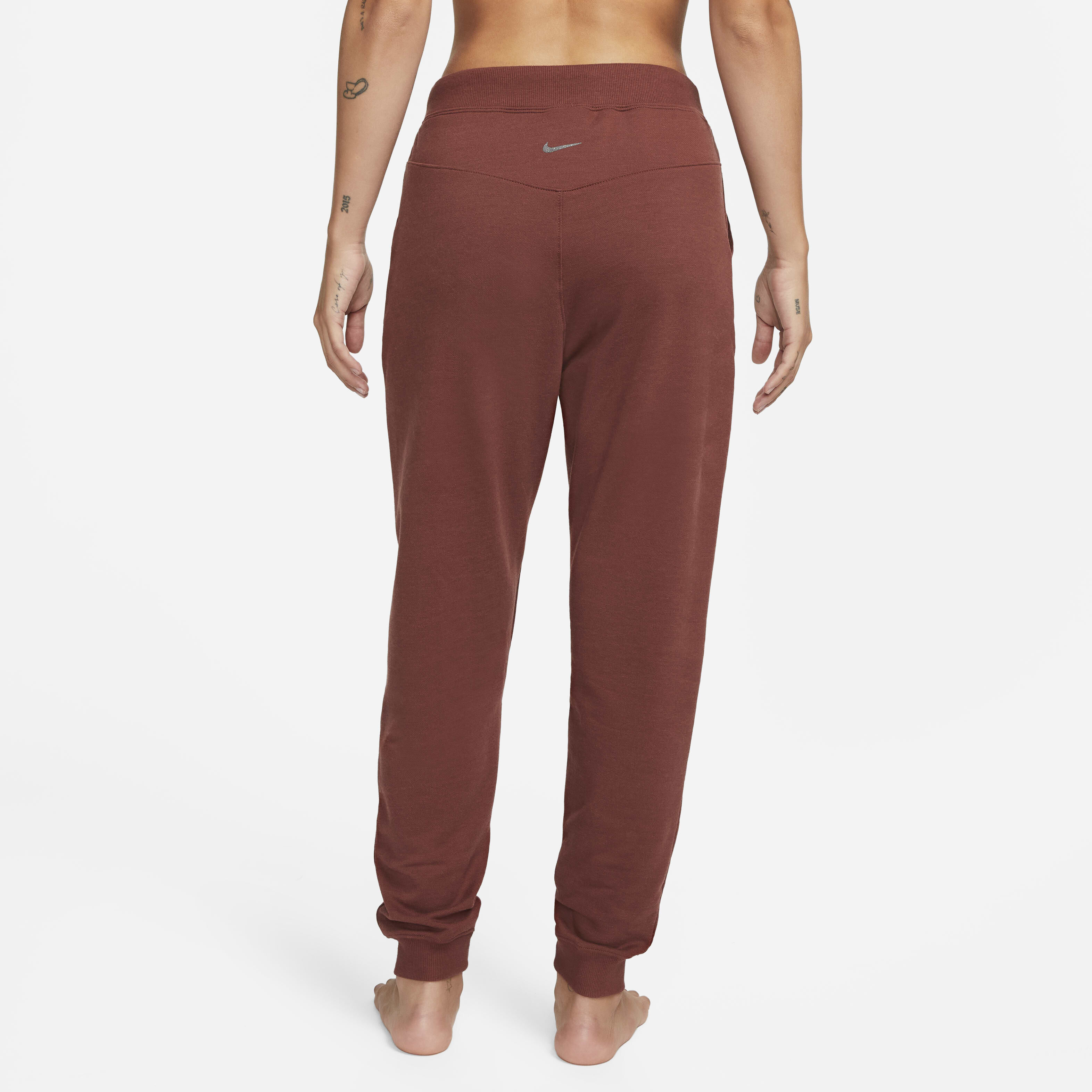 Nike Yoga Luxe image number 1