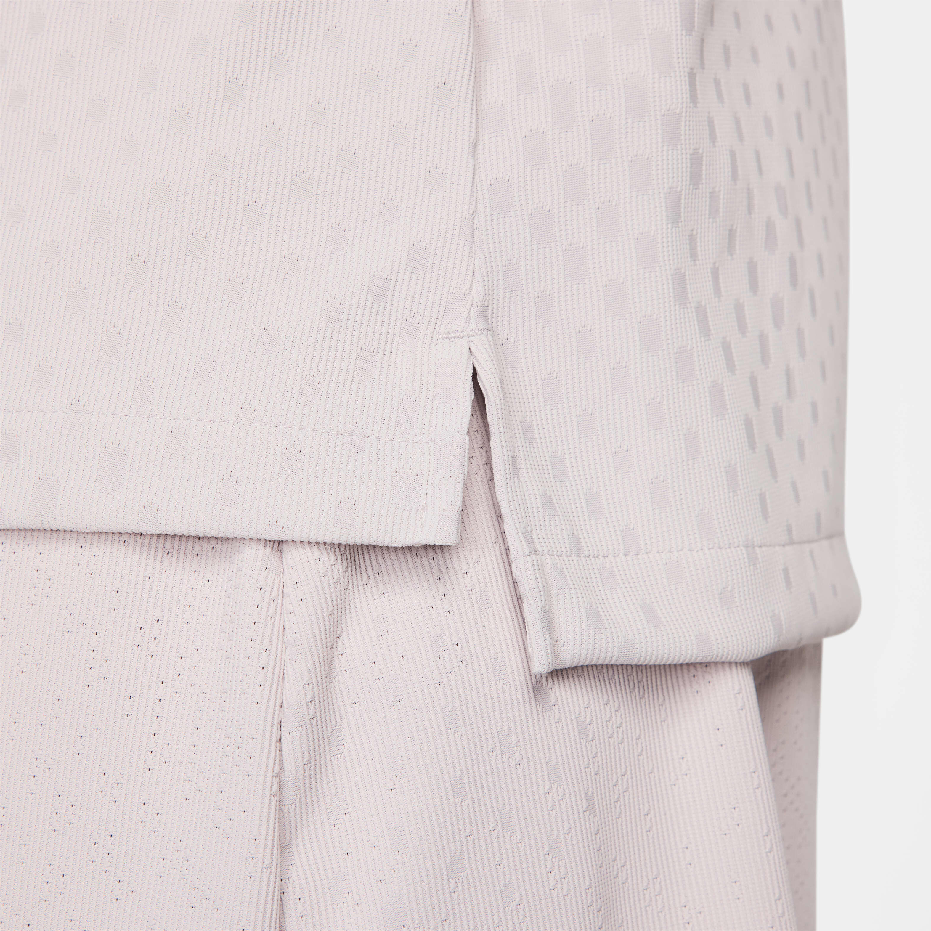 Nike Tour image number 3