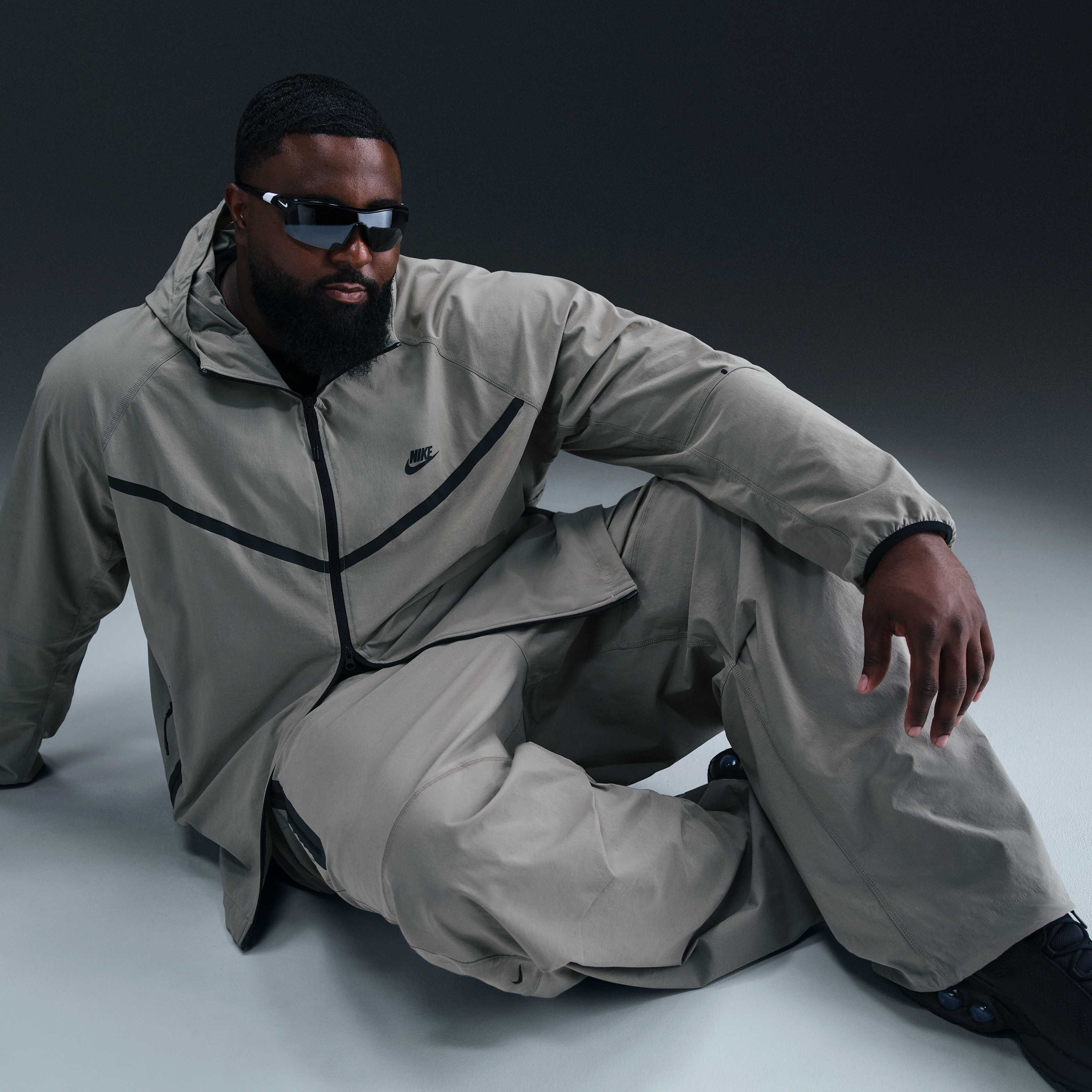 Nike Tech image number 16